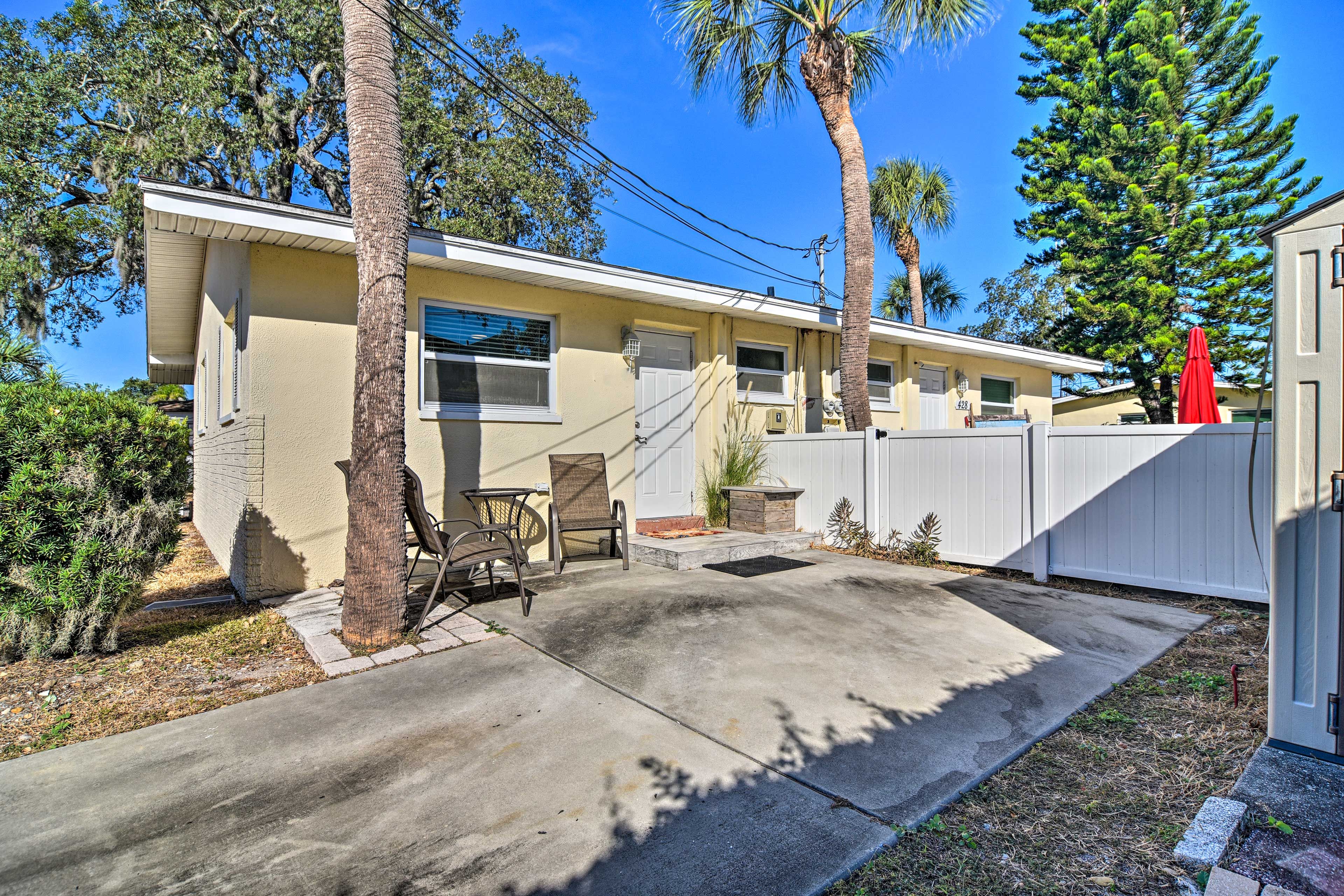 Main Entrance | Single-Step Entry