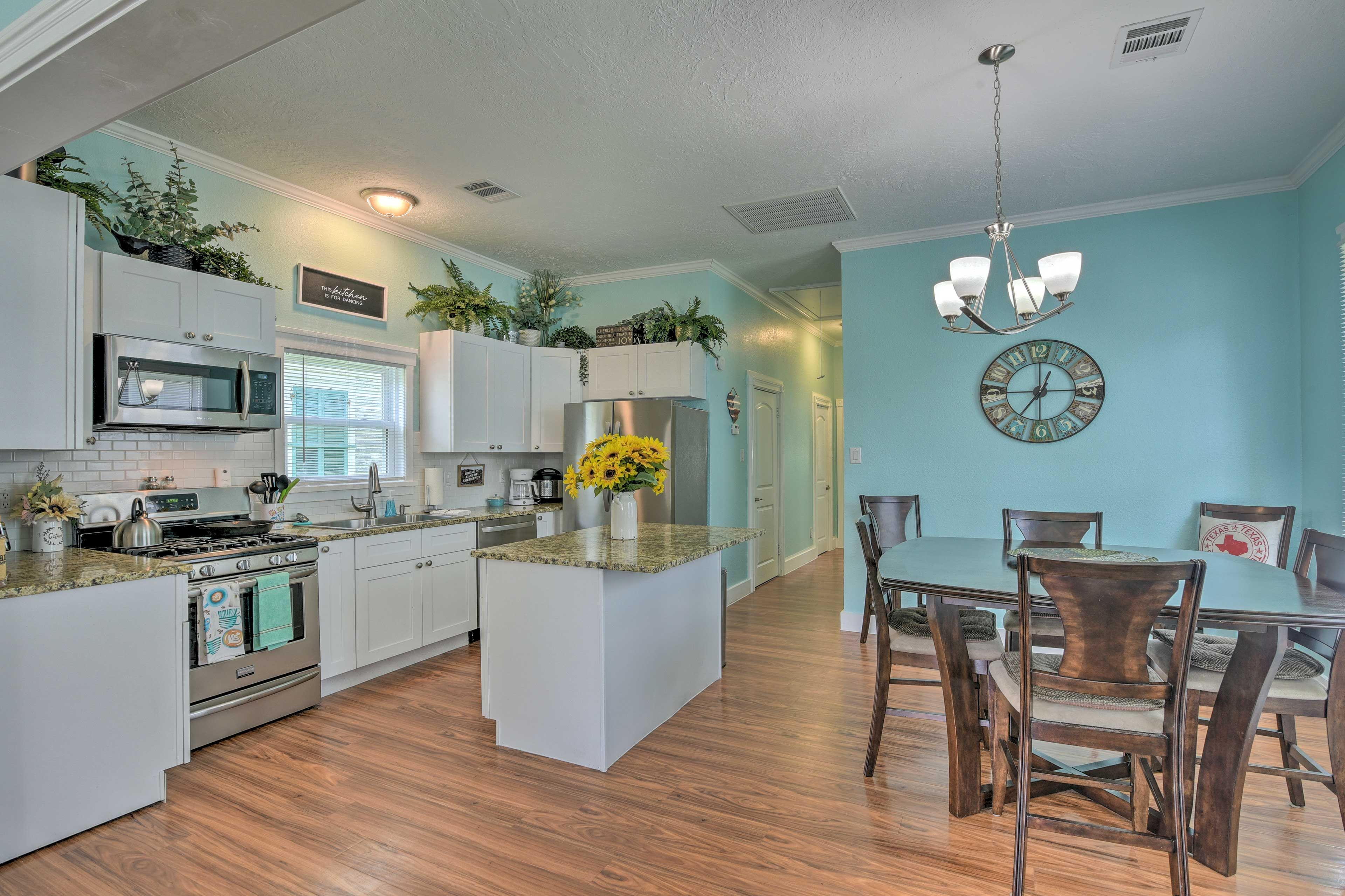 Kitchen | Fully Equipped | Cooking Basics | Spices