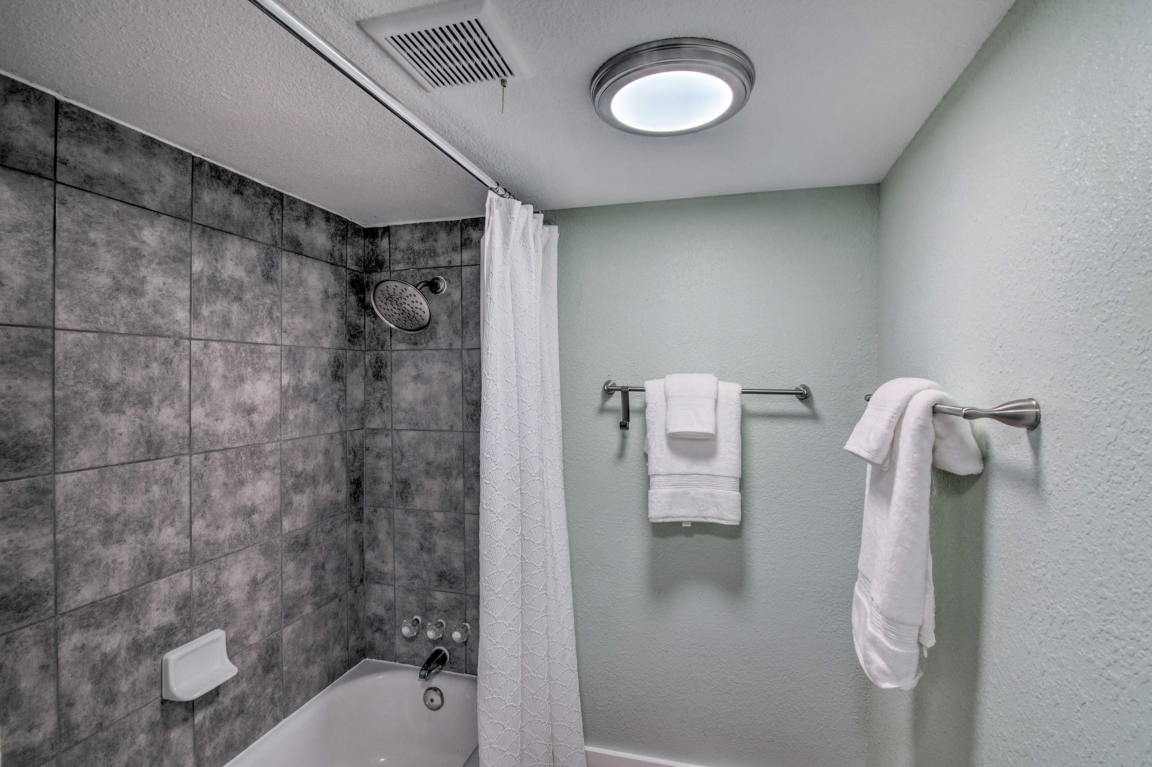 En-Suite Bathroom