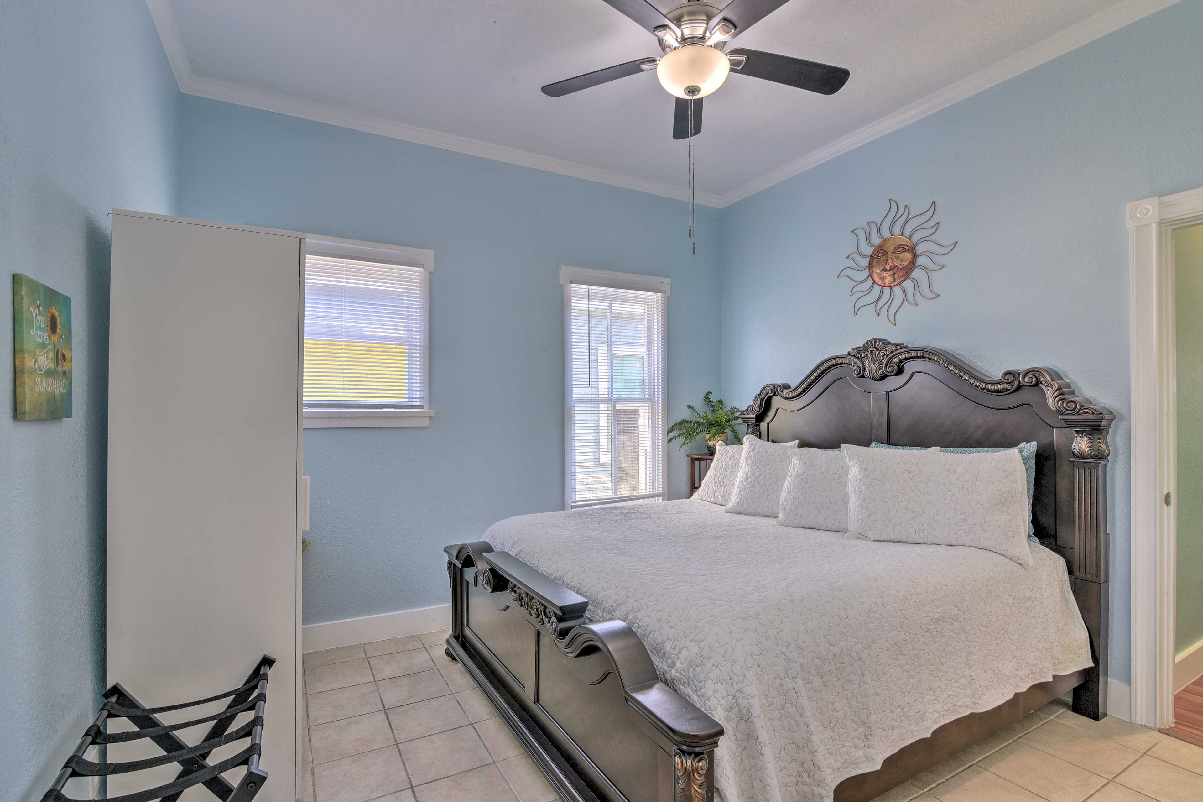 Bedroom 1 | En-Suite Bathroom