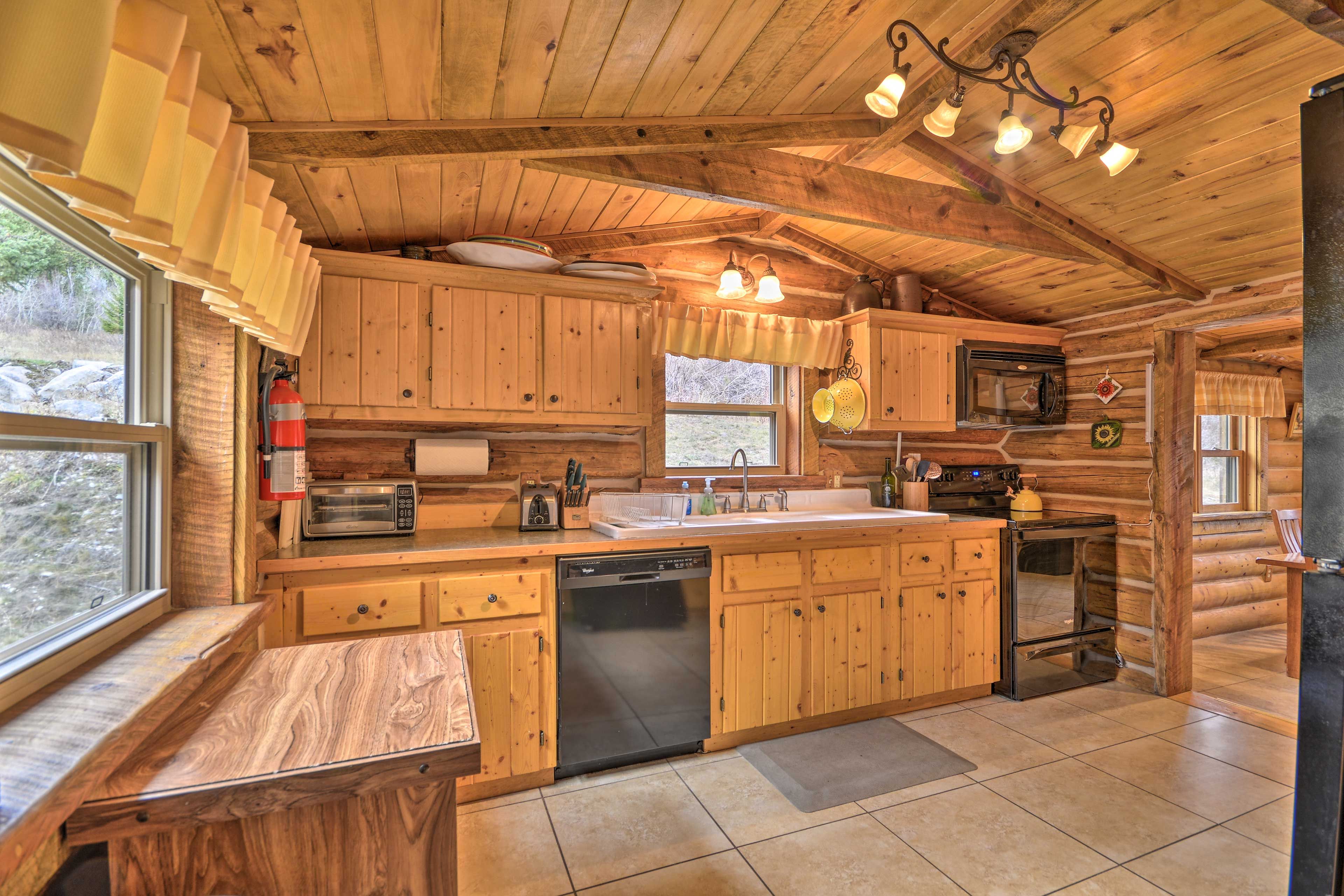 Kitchen | Drip & Keurig Coffee Makers (K-Cups Provided) | 1st Floor