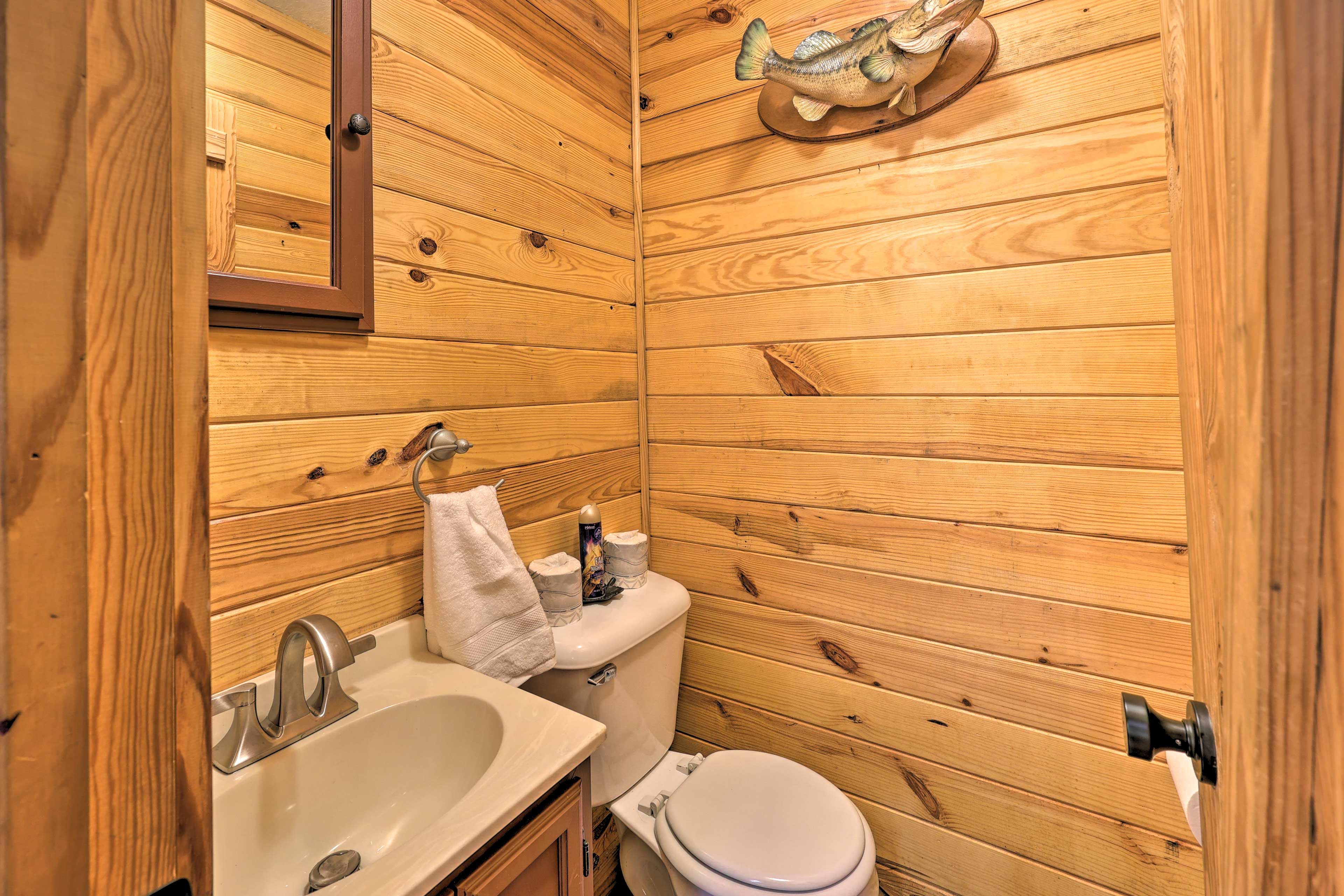 Half Bathroom | 1st Floor