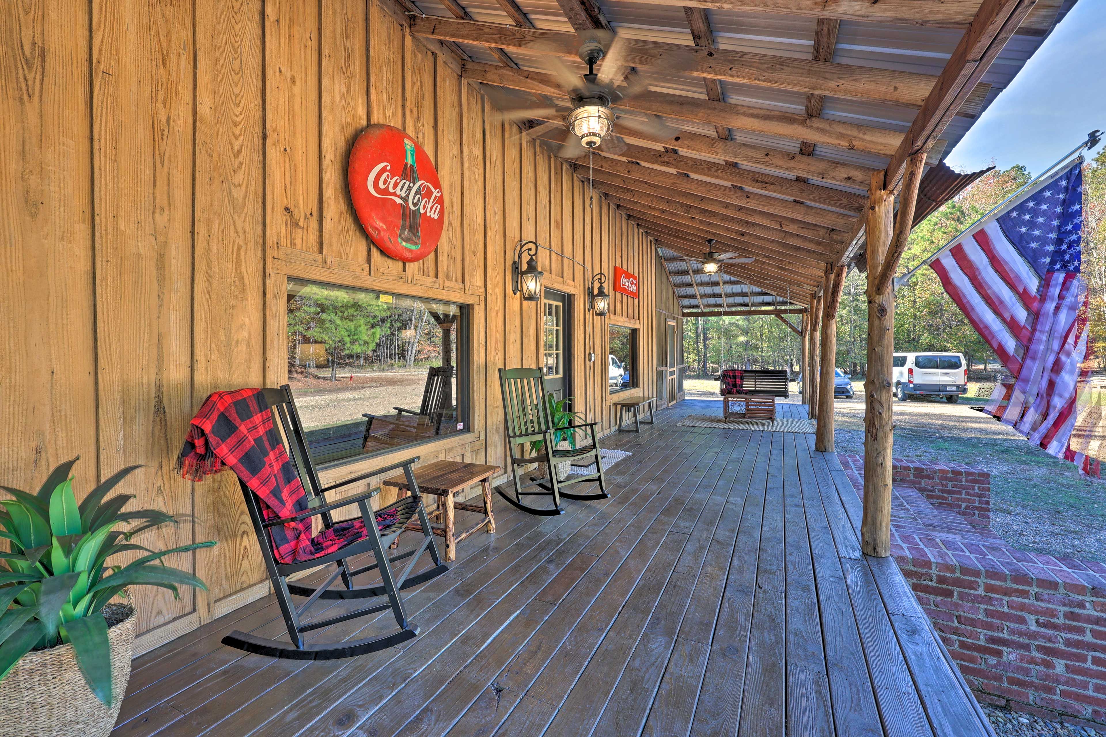 Furnished Deck