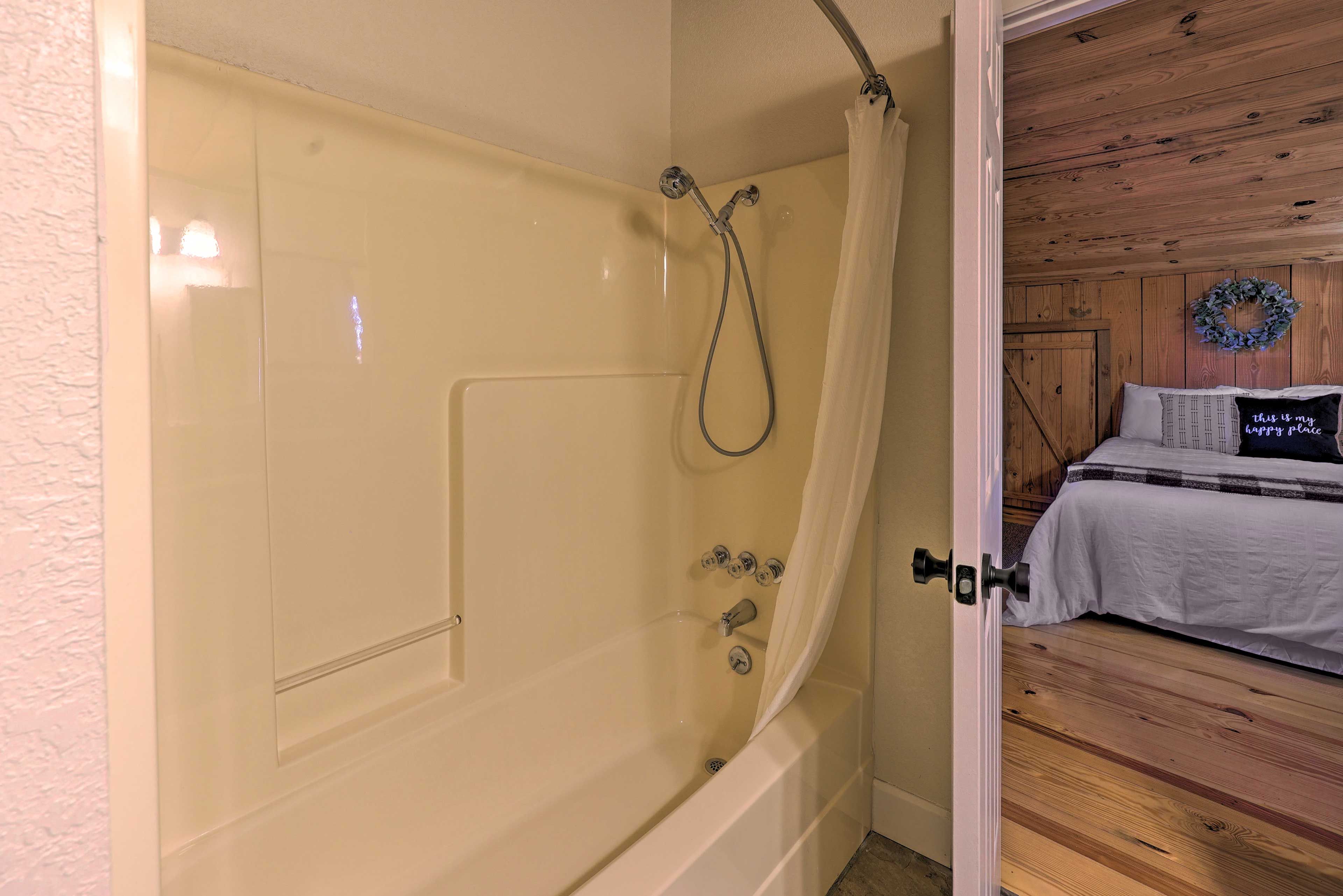 Full Bathroom