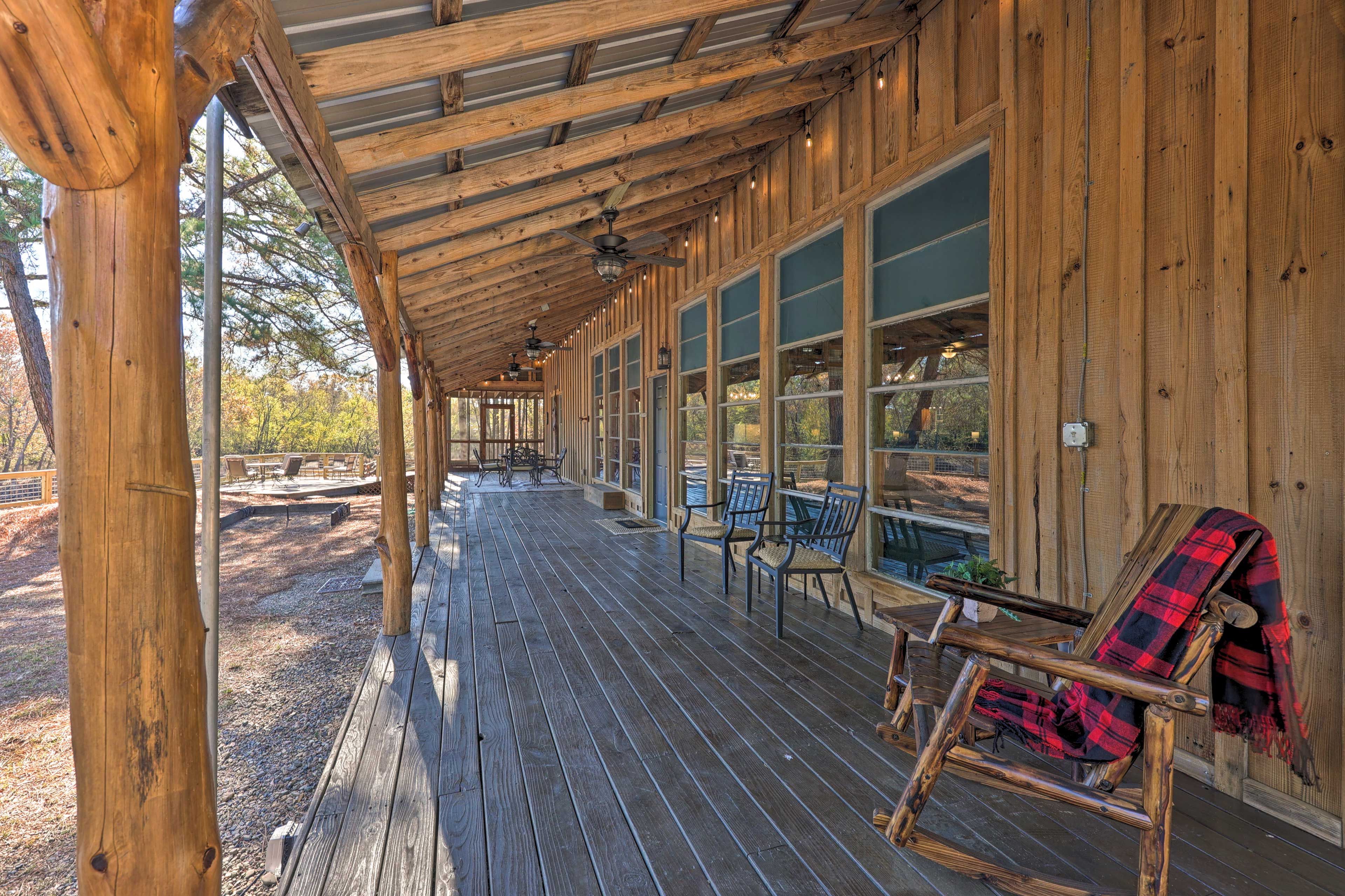 Furnished Deck