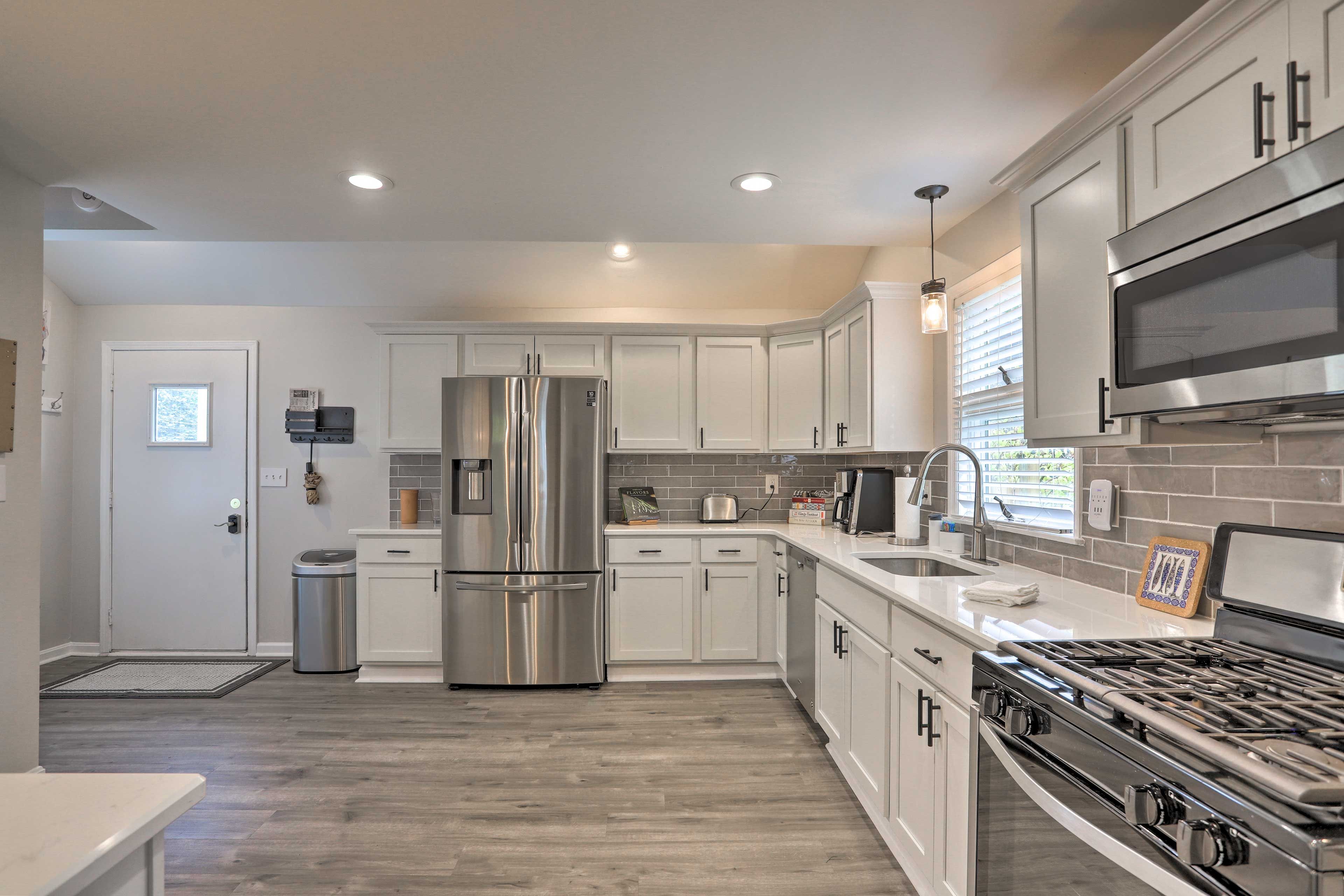 Fully Equipped Kitchen | Cooking Basics Provided