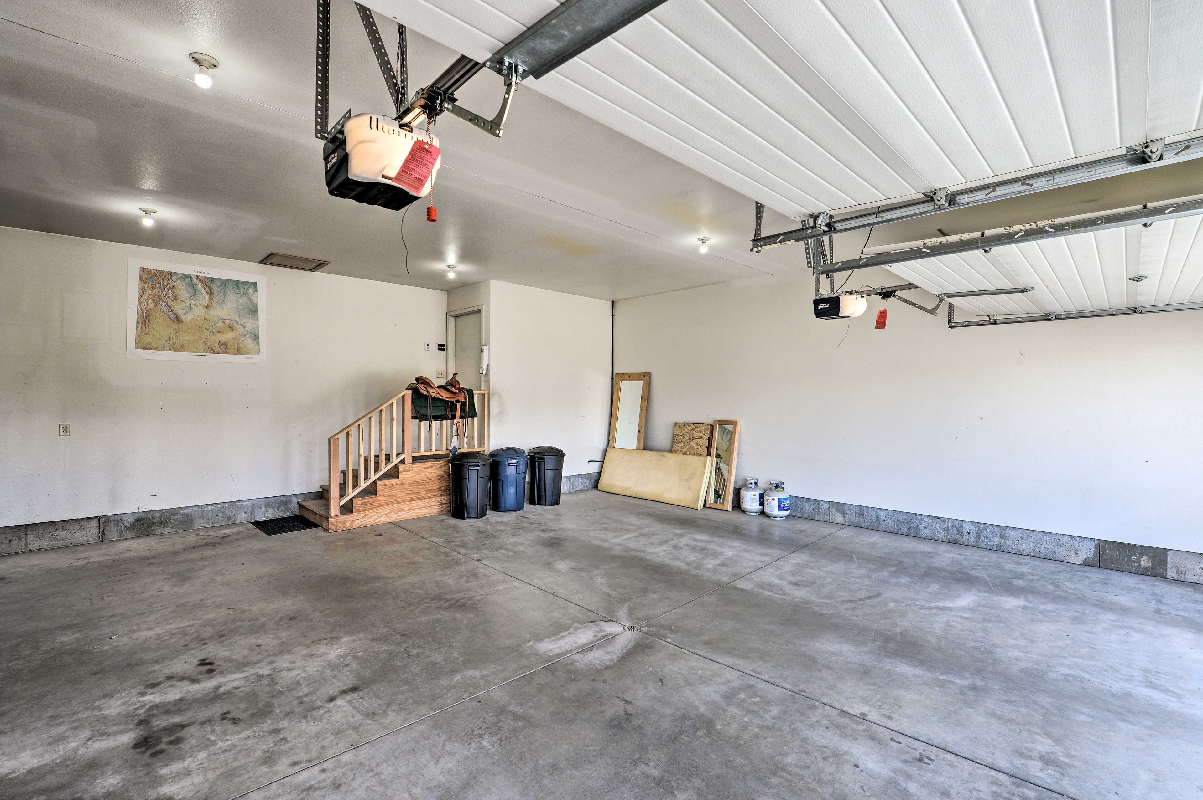 Parking | Garage (2 Vehicles) | Driveway (2 Vehicles) | RV Parking Available