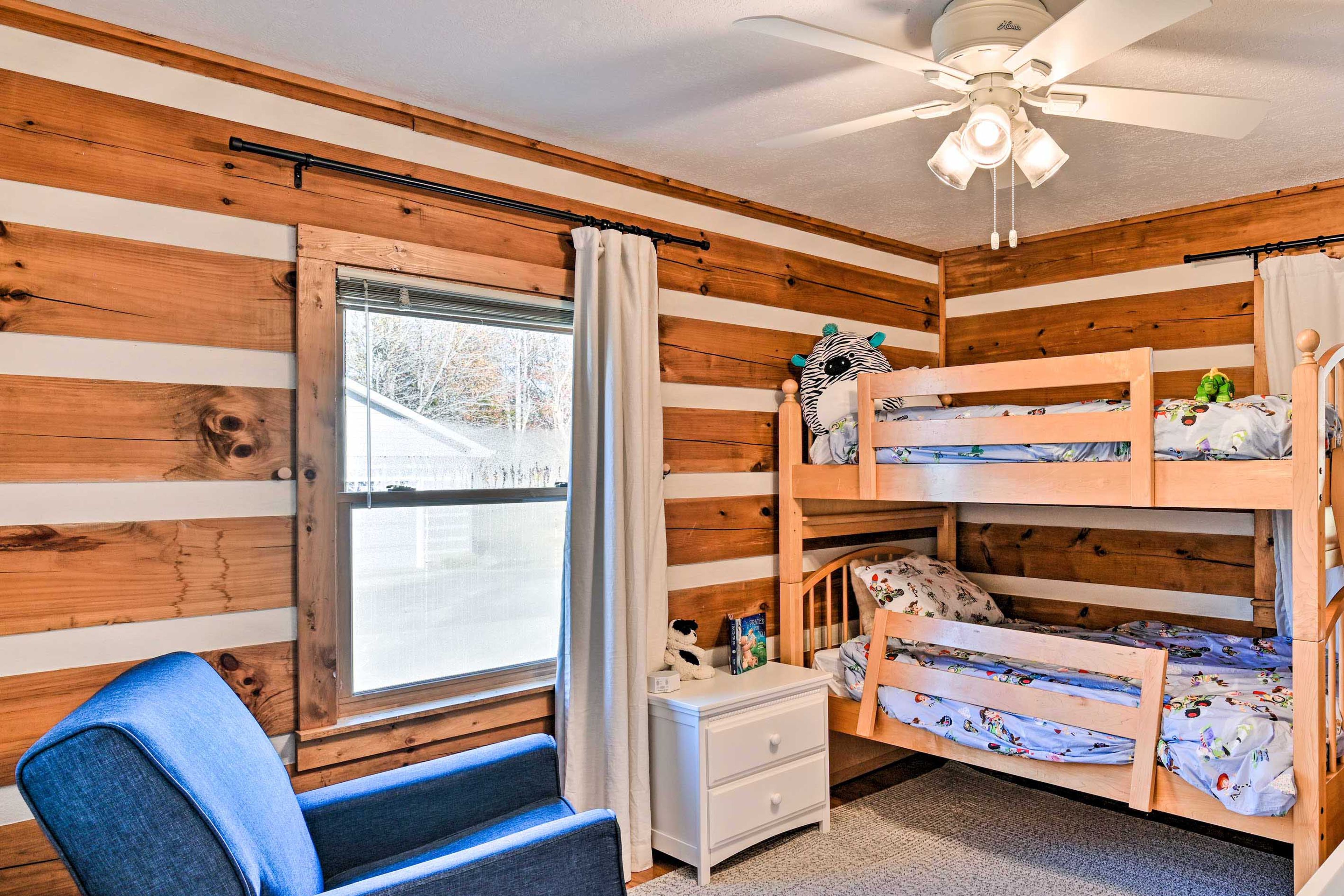 Bedroom 3 | Twin Bunk Bed