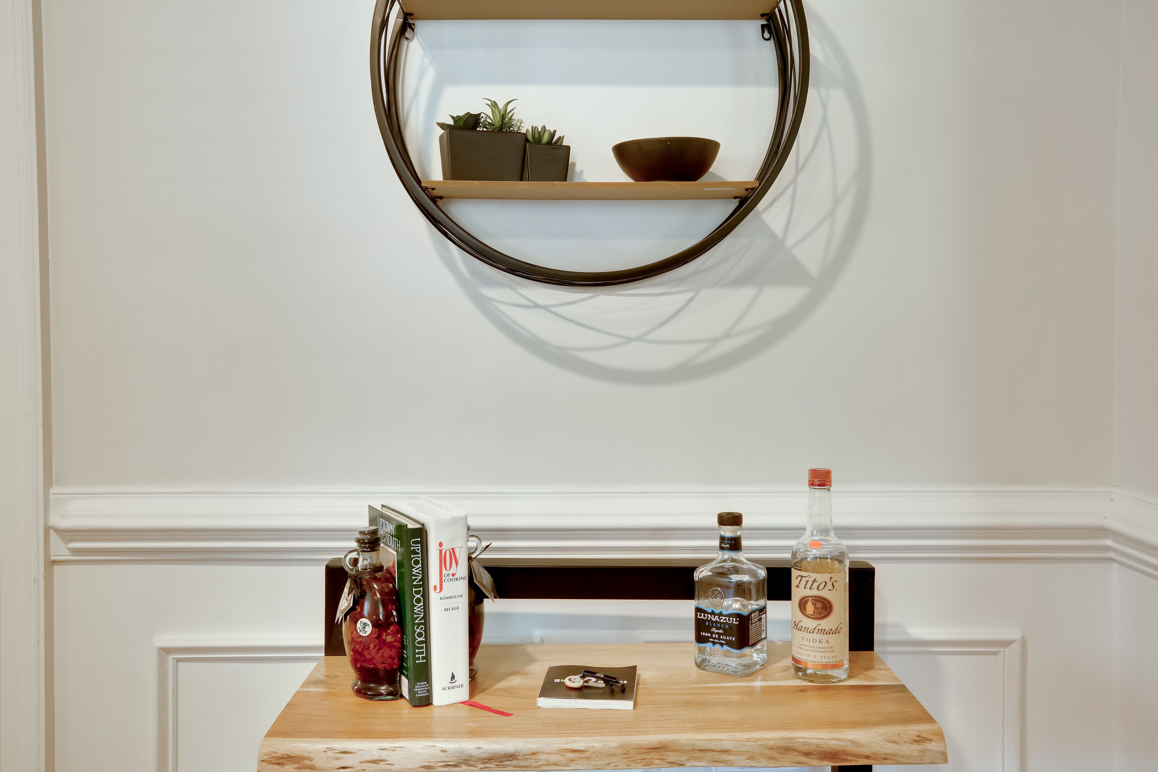 Dry Bar