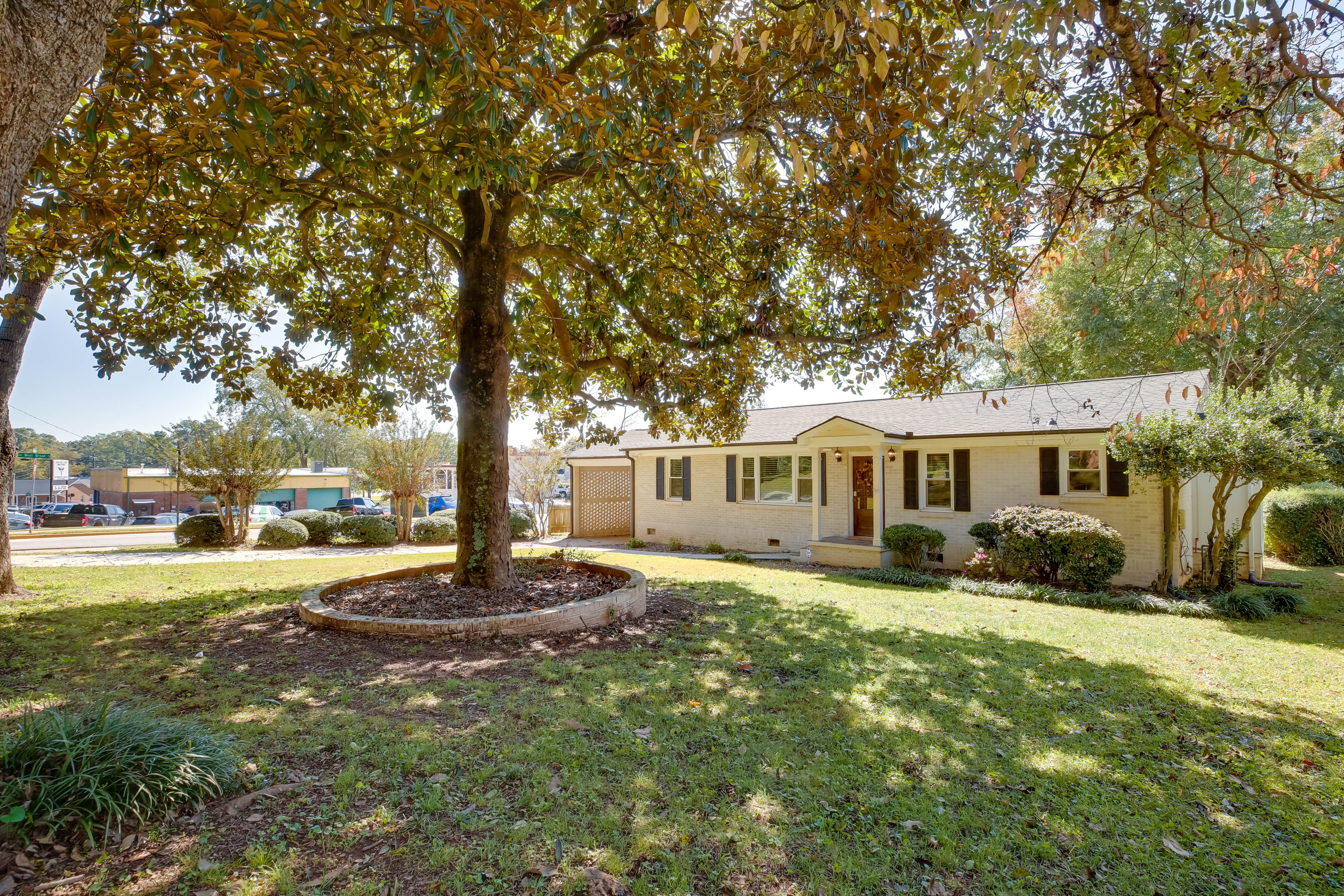 Front Yard | Keyless Entry