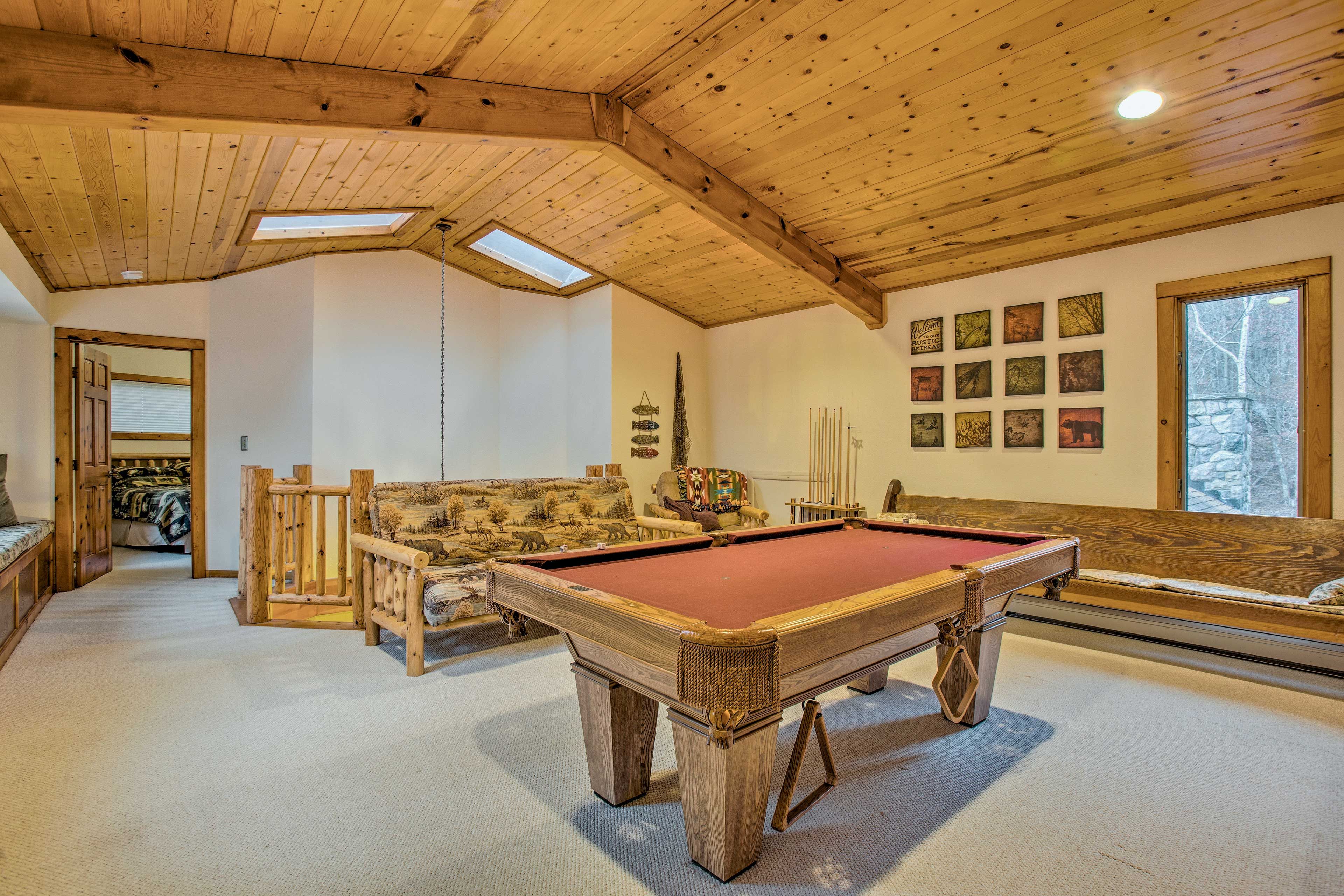 Loft | 2nd Floor | Pool Table | Futon | Air Conditioning