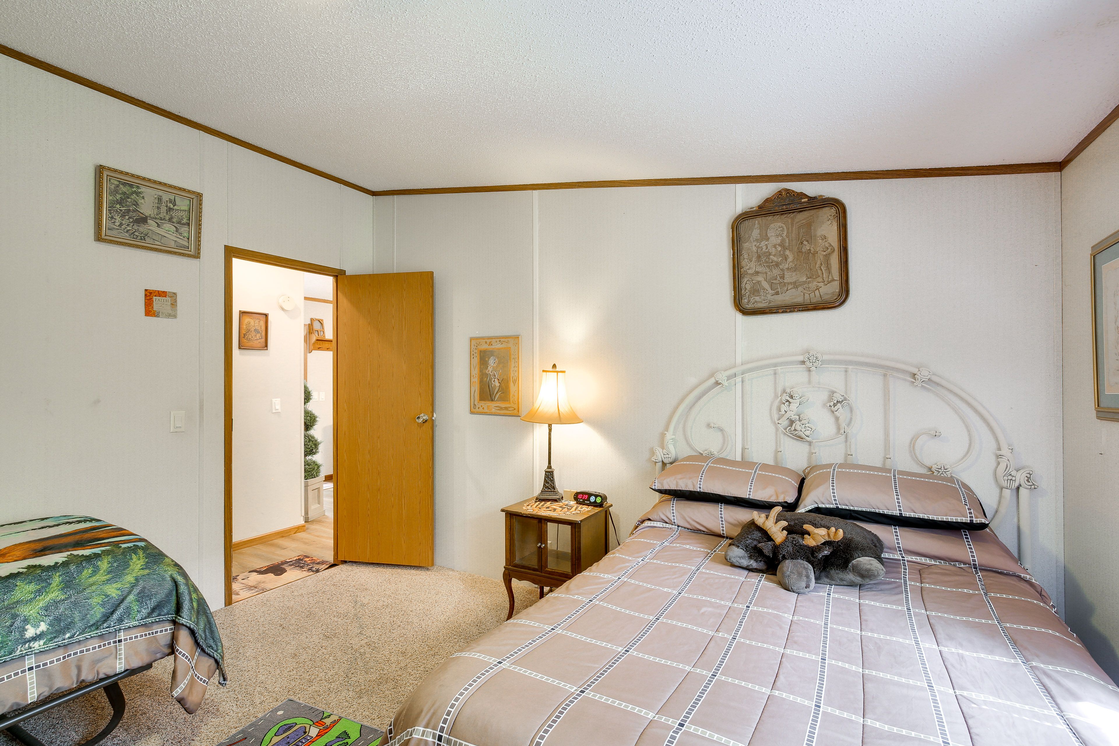 Bedroom 3 | Full Bed | Twin Bed