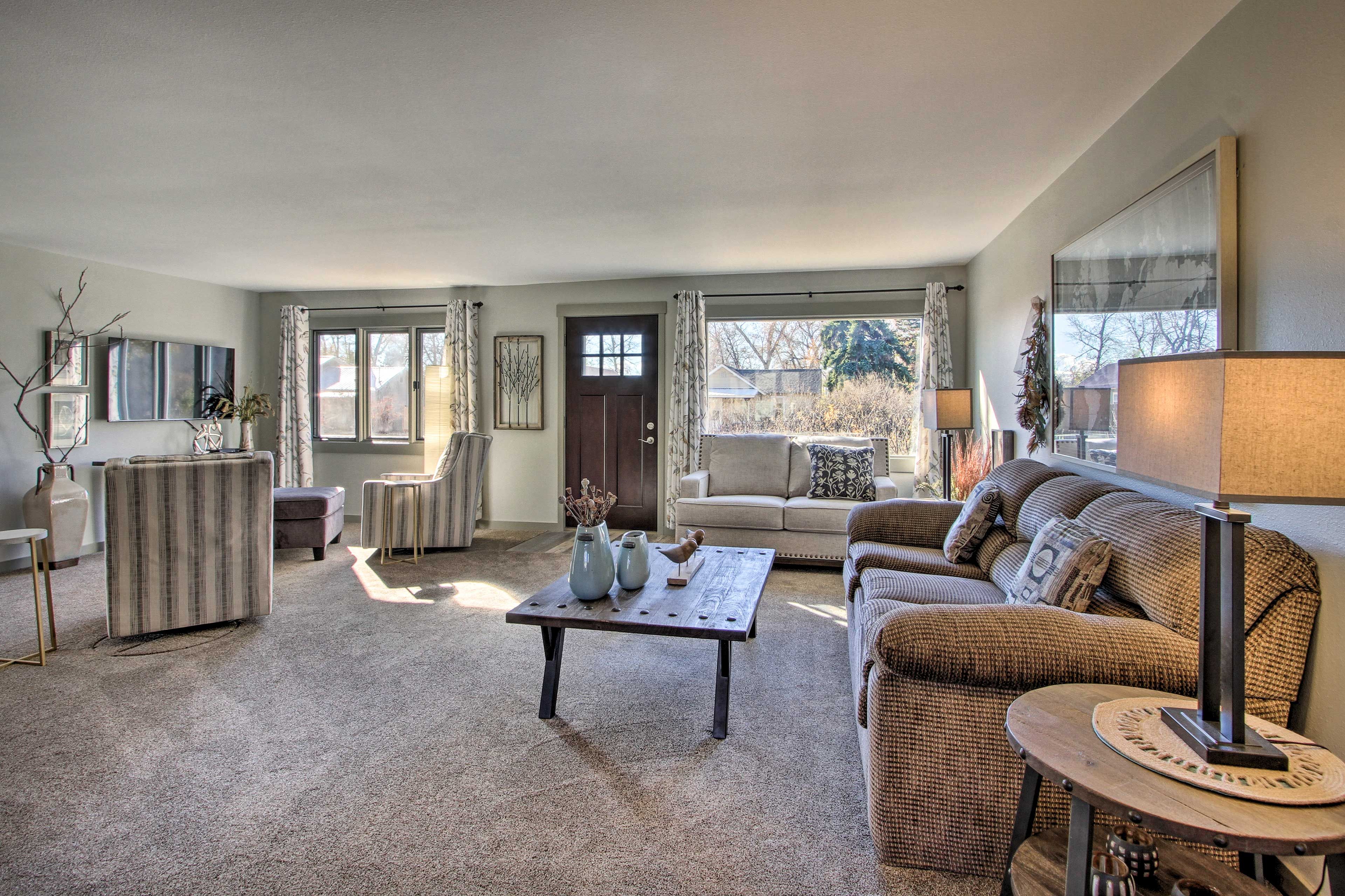 Choteau Vacation Rental | 2BR | 1BA | 1,800 Sq Ft | Stairs Required