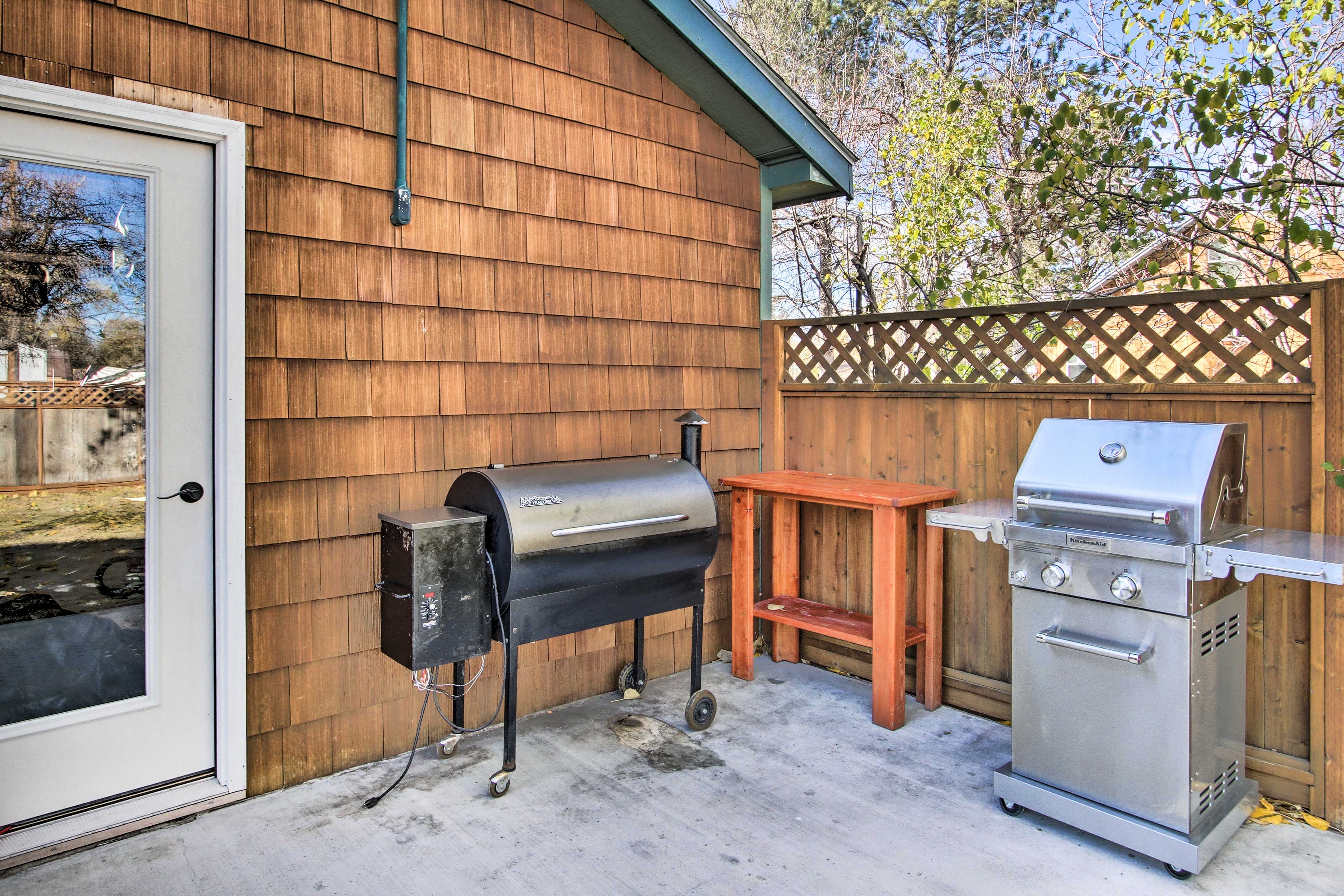 Private Patio | Gas Grill | Traeger Smoker