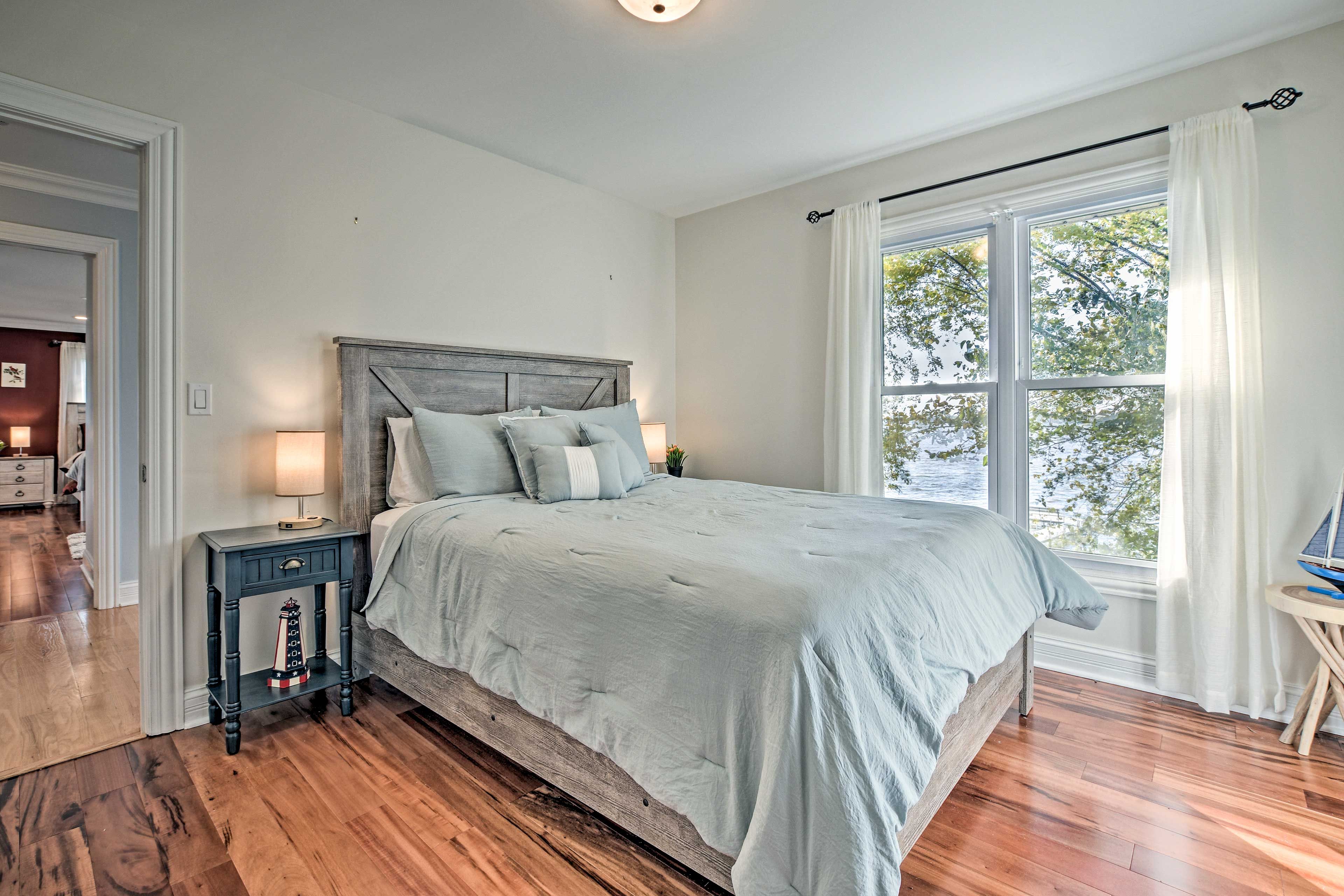 Bedroom 3 | Upper Level | Queen Bed