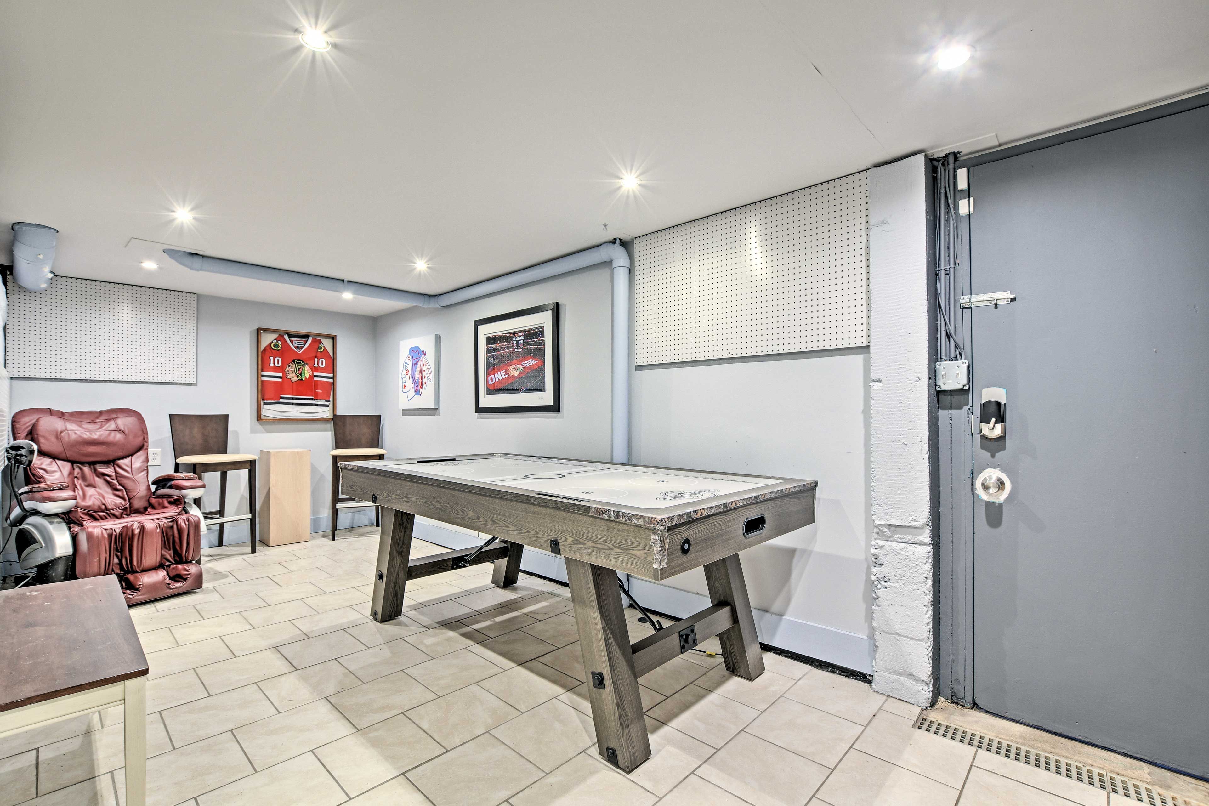 Game Room | Lower Level