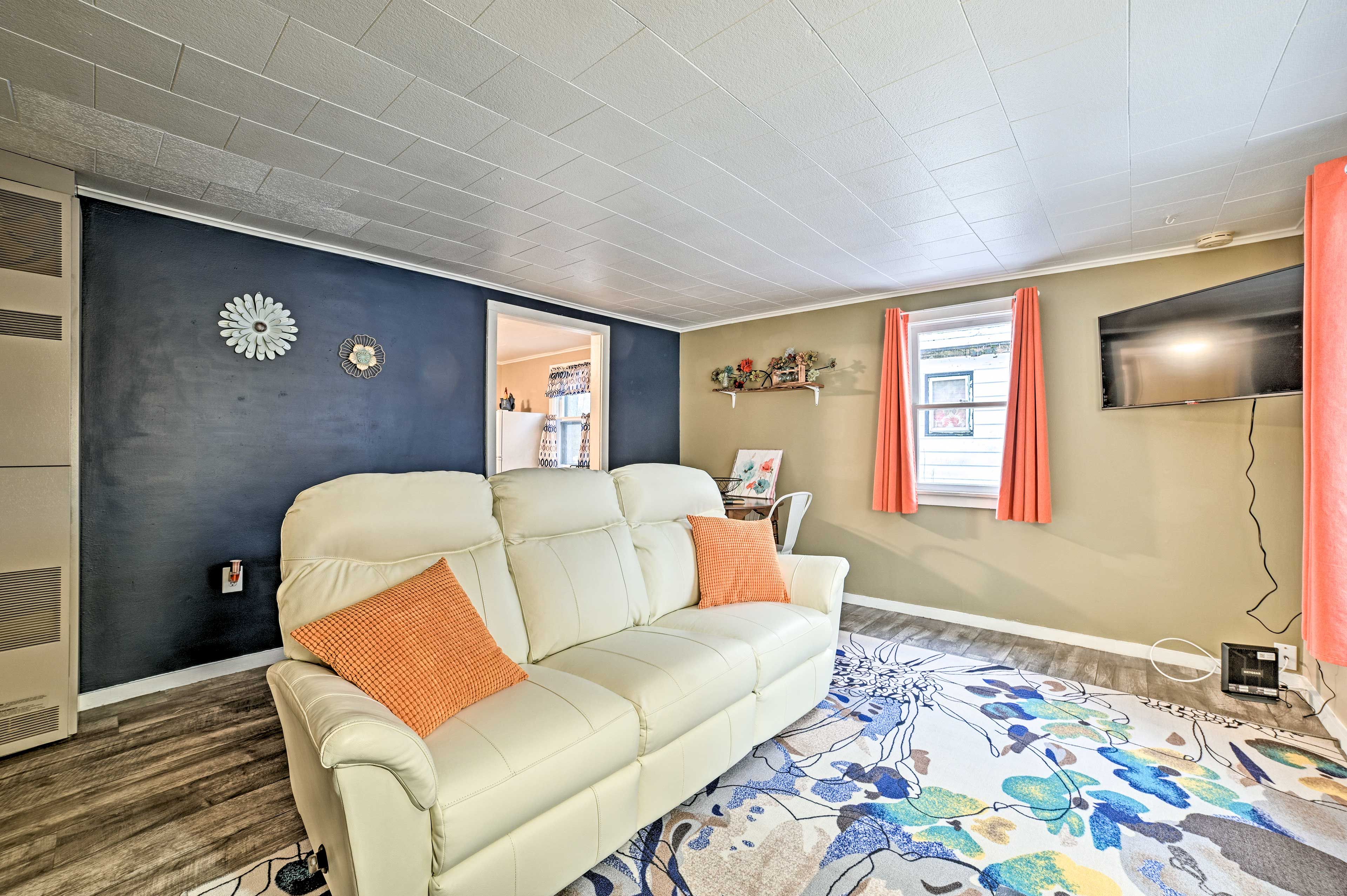 Living Room | Smart TV