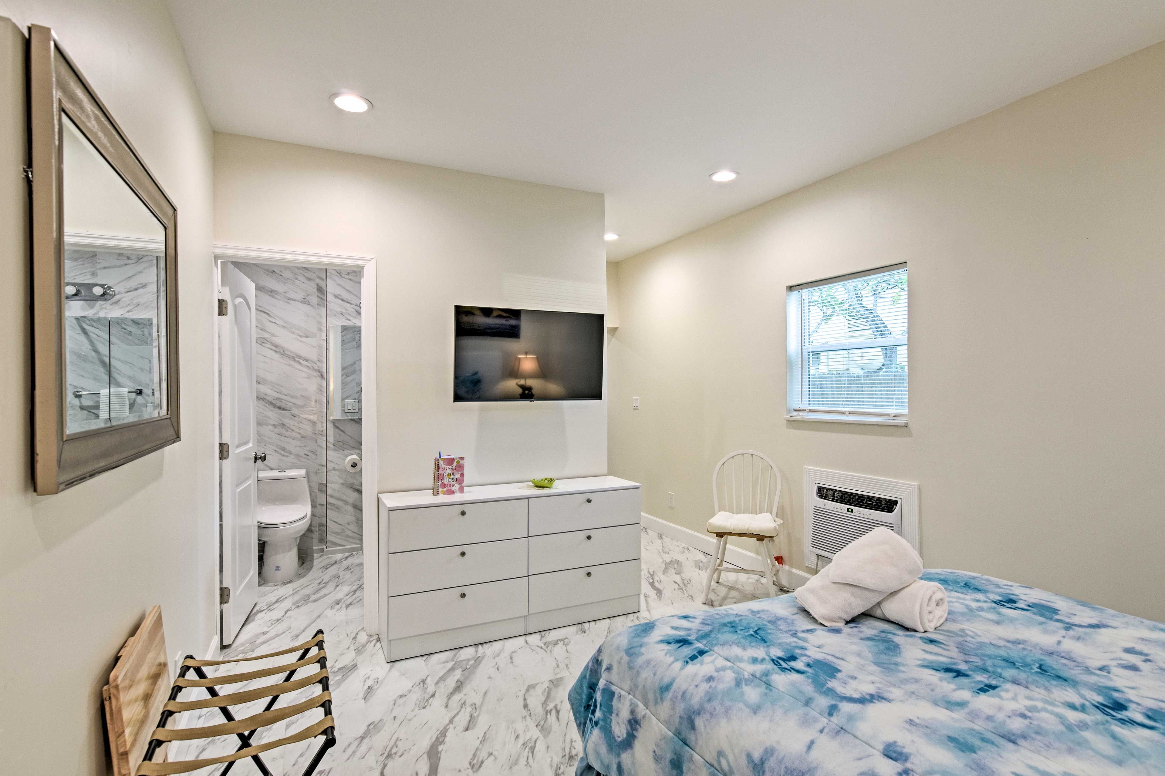 Studio | Air Conditioning Unit