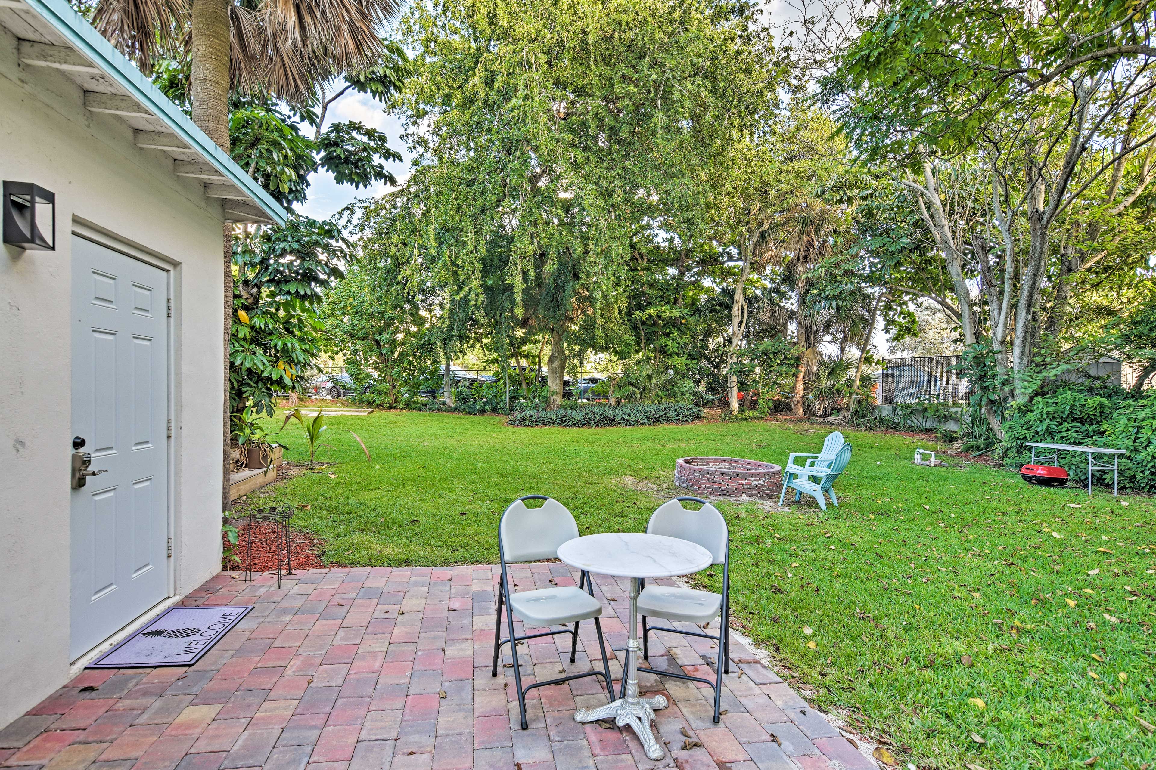 Spacious Yard