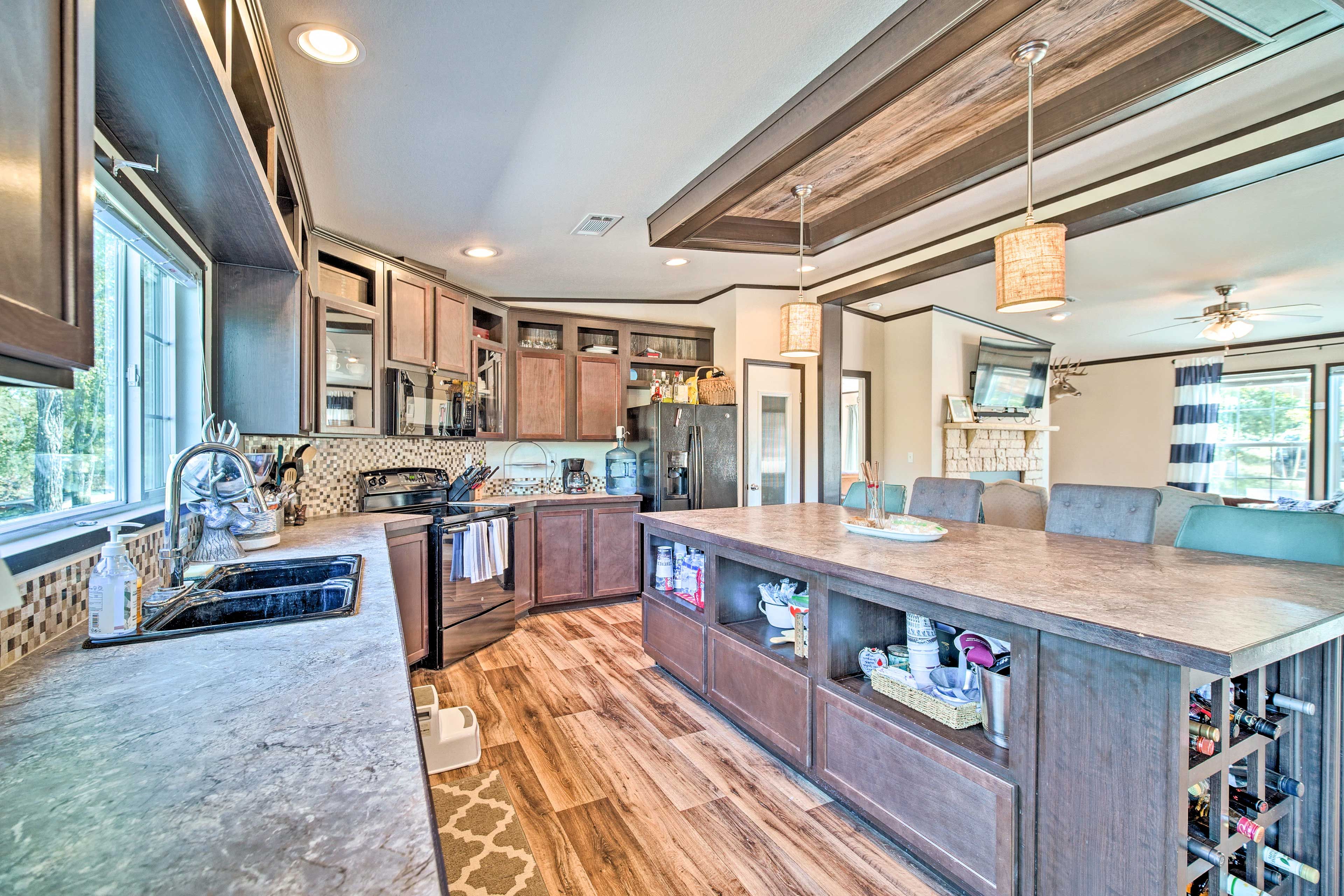 Kitchen | Fully Equipped