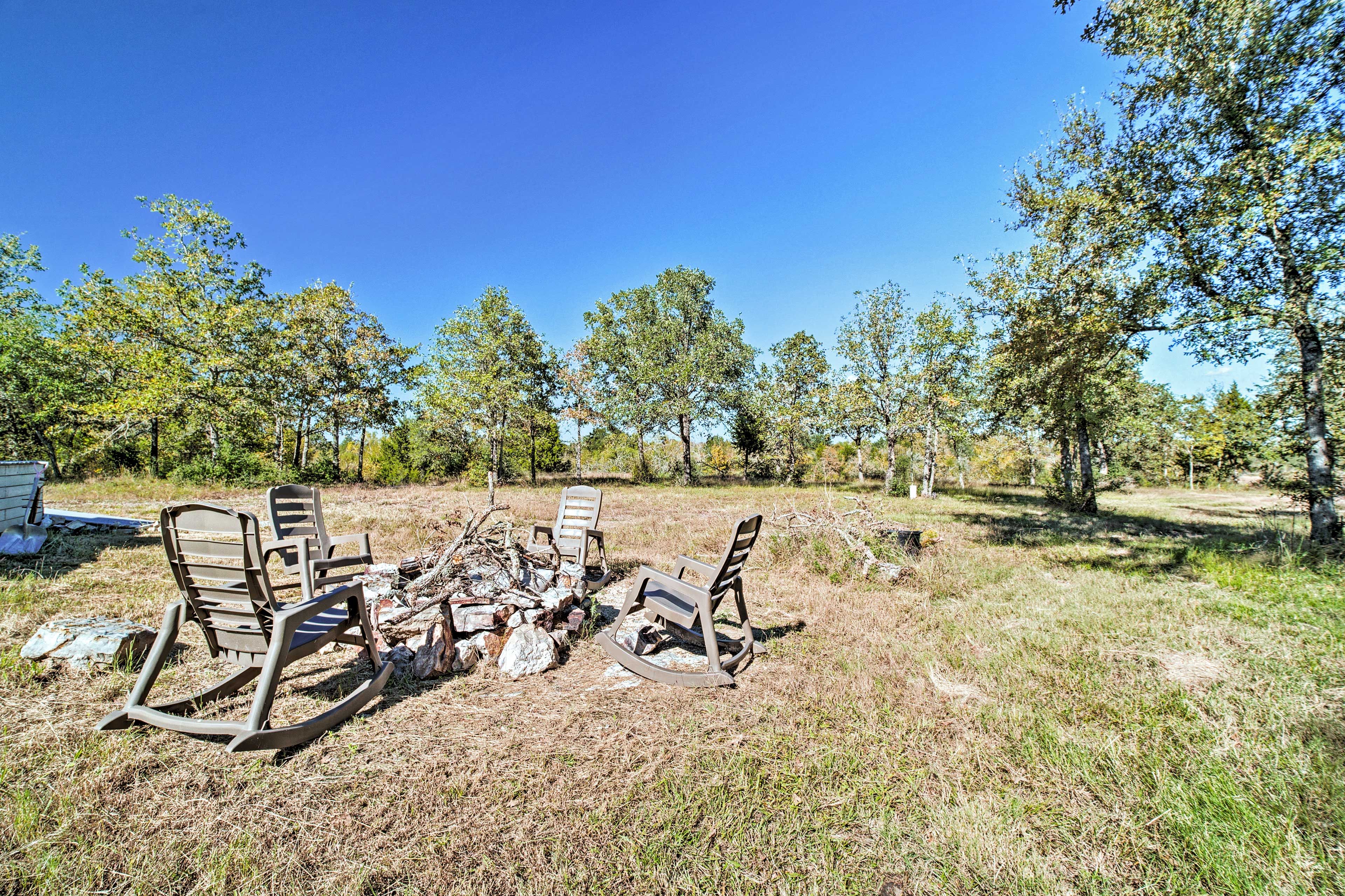 House Exterior | Wood-Burning Fire Pit (Wood Provided)