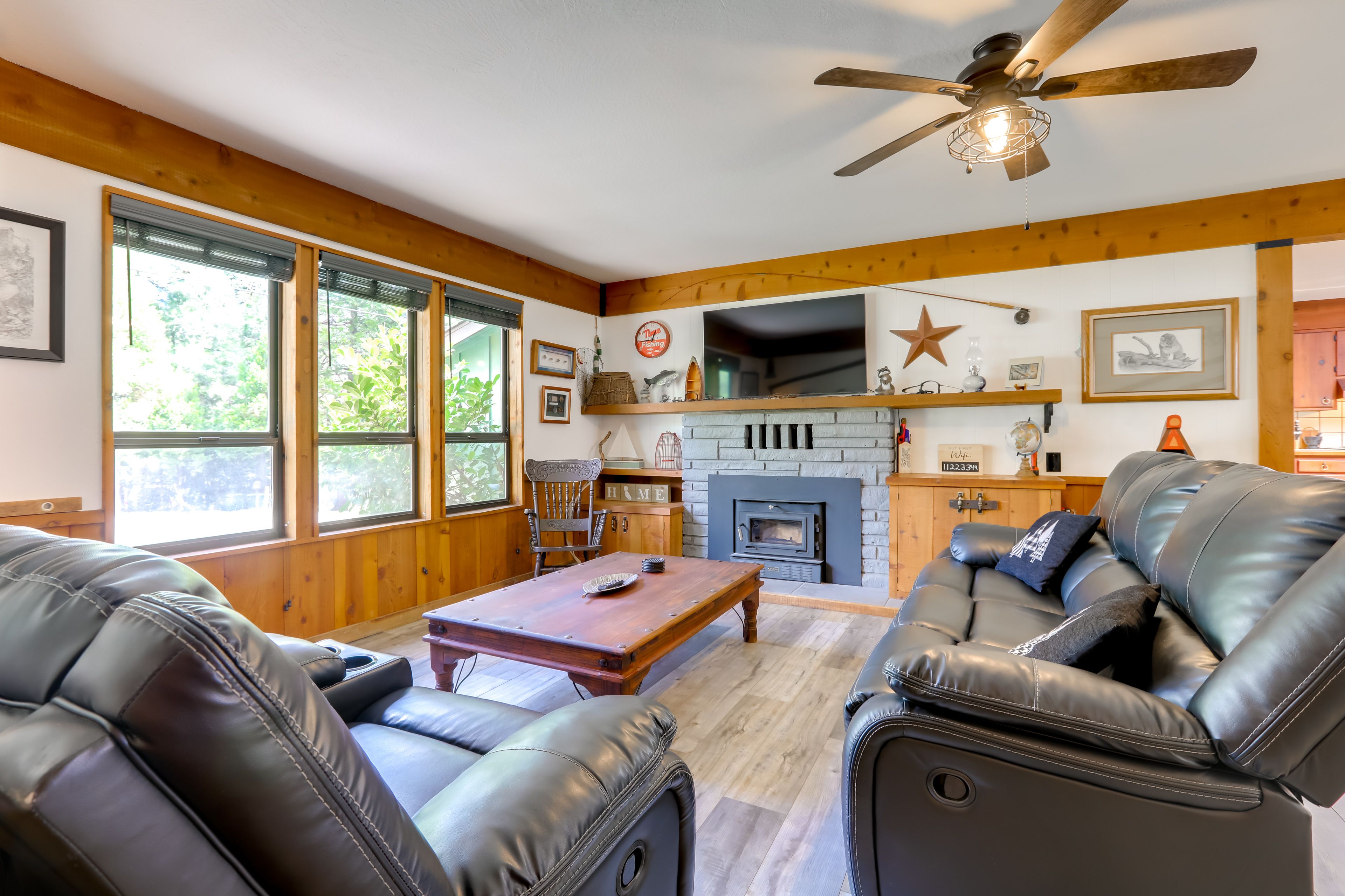 Pollock Pines Vacation Rental | 2BR | 1.5BA | 1,050 Sq Ft | Stairs to Enter