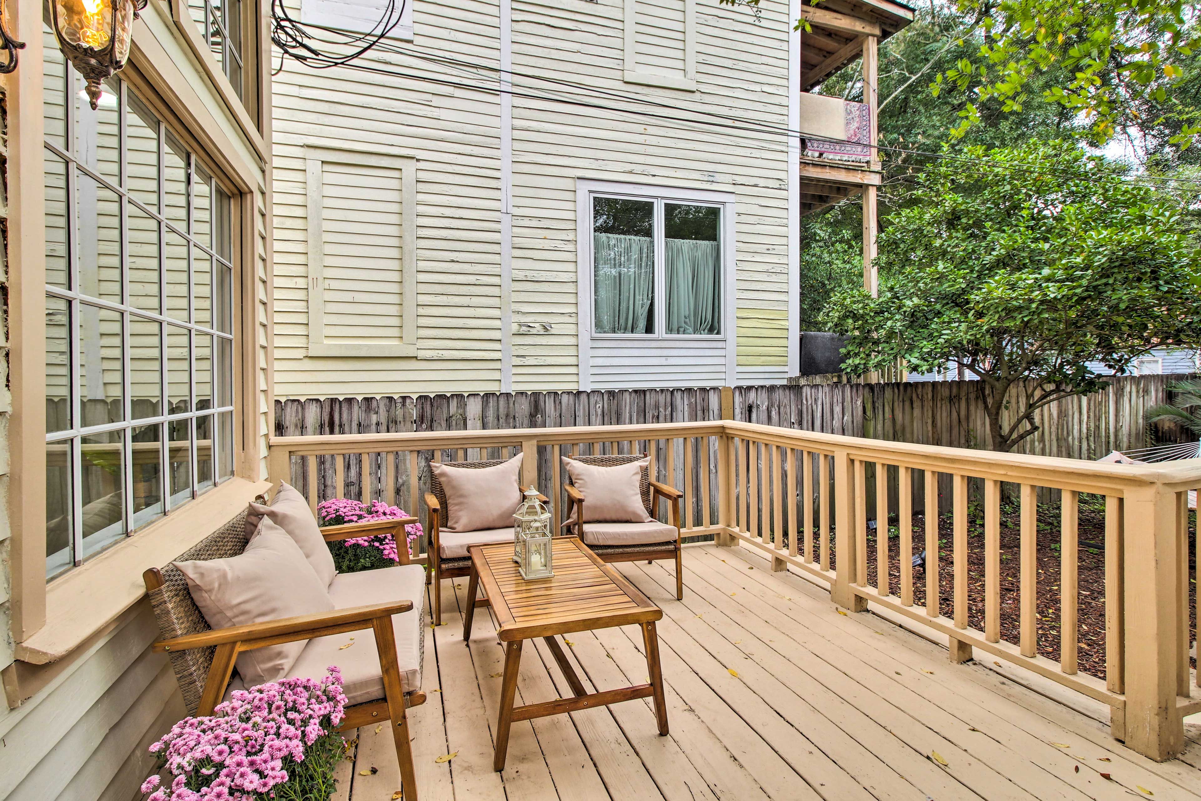 Furnished Deck