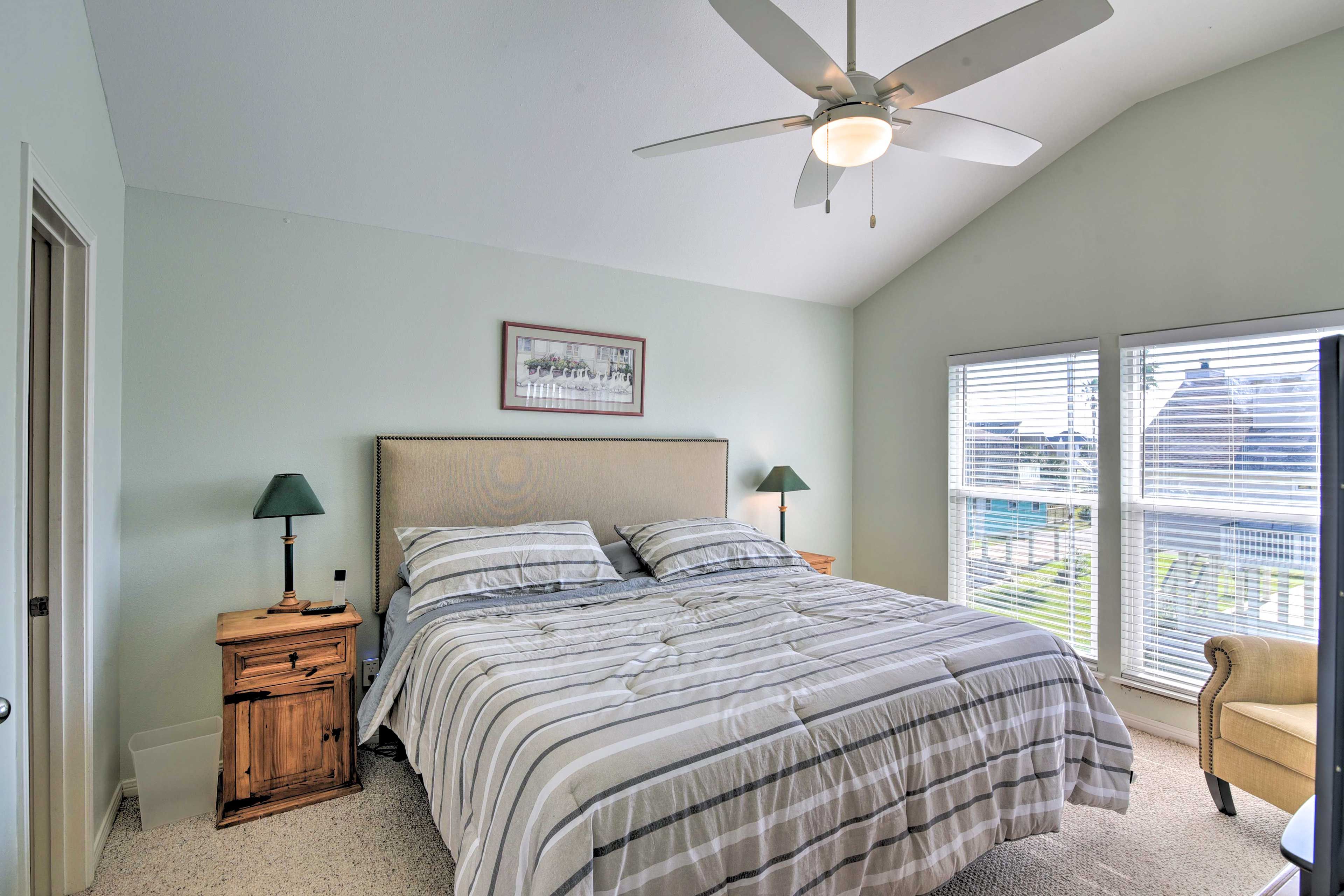 Bedroom 1 | King Bed | En-Suite | 2nd Floor | Staircase to Access