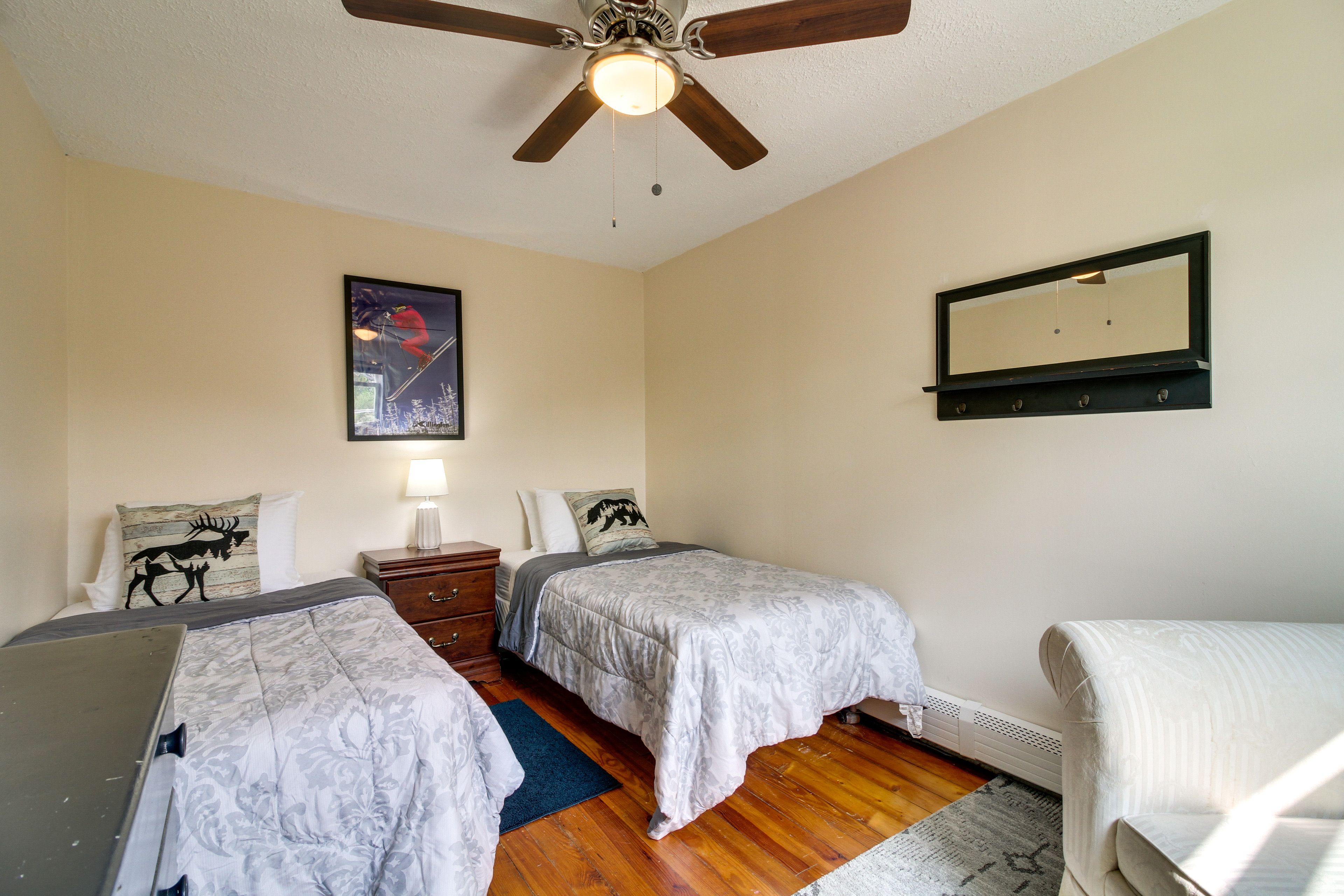 Bedroom 4 | 2 Twin Beds | 1st Floor