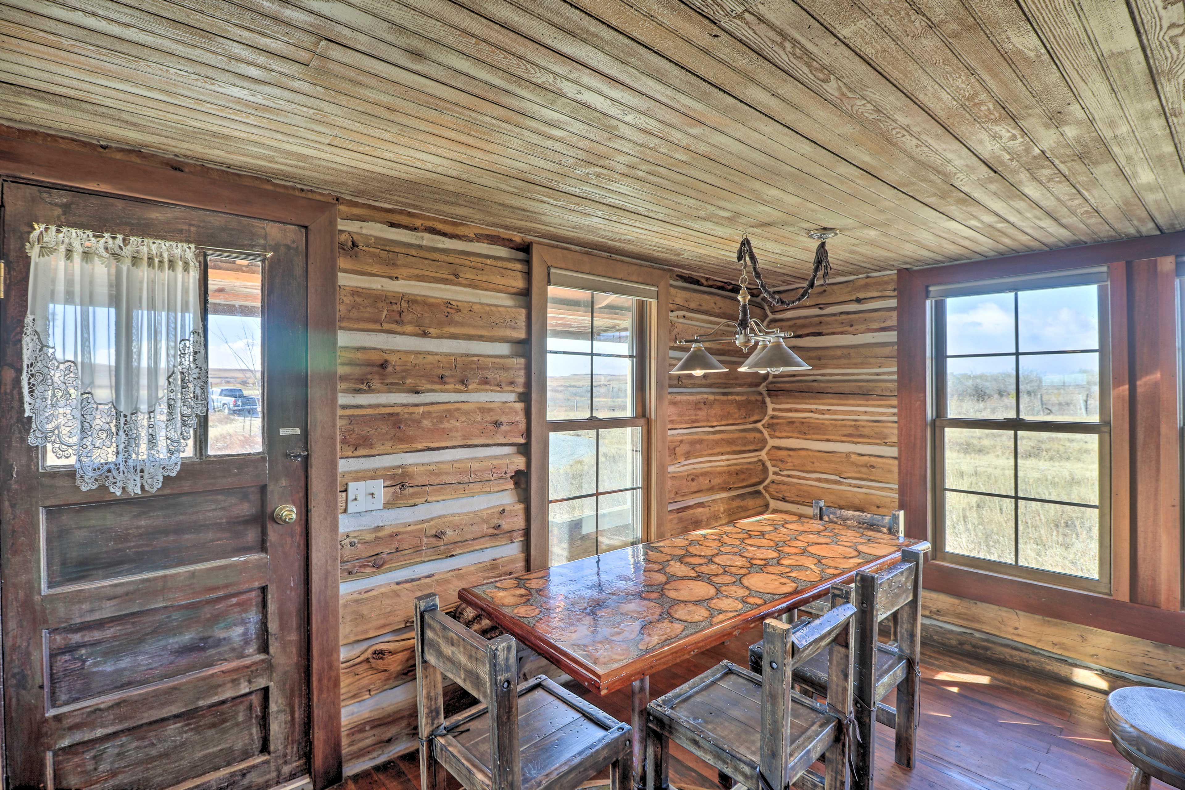 Dining Area | Trash Bags & Paper Towels Provided