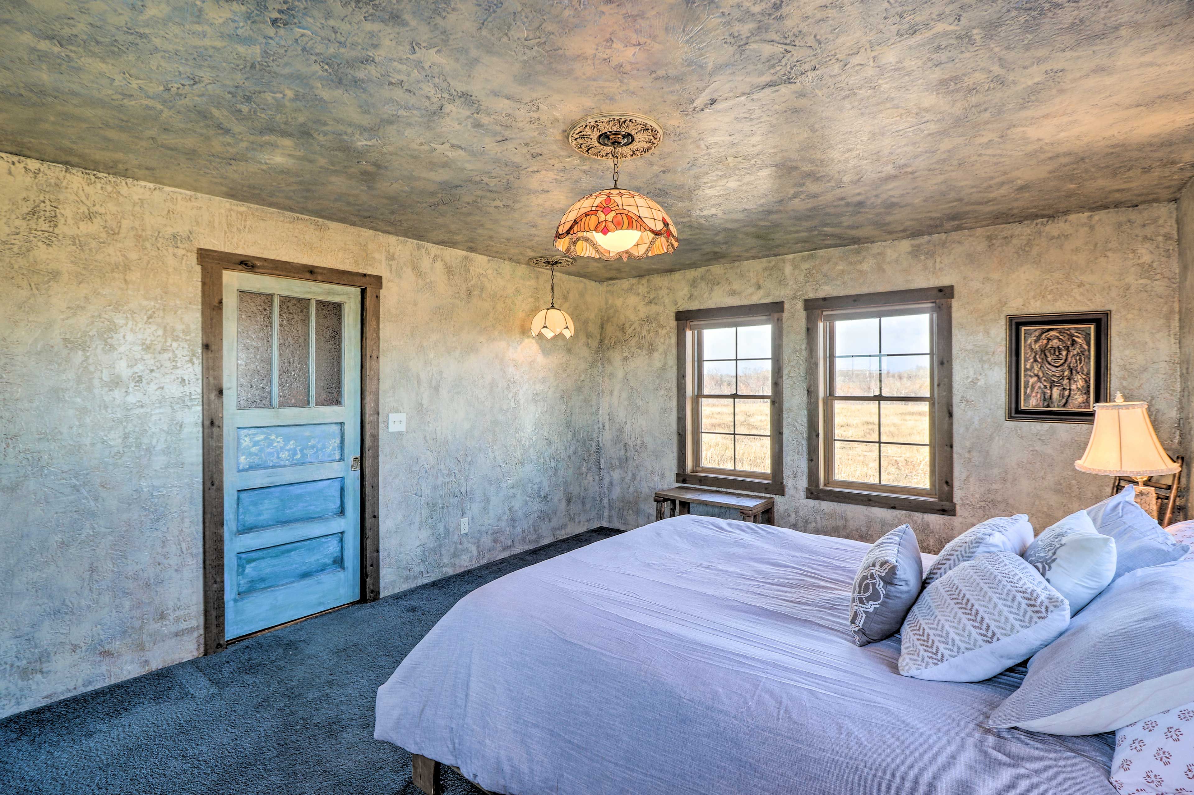 Bedroom 1 | Linens Provided