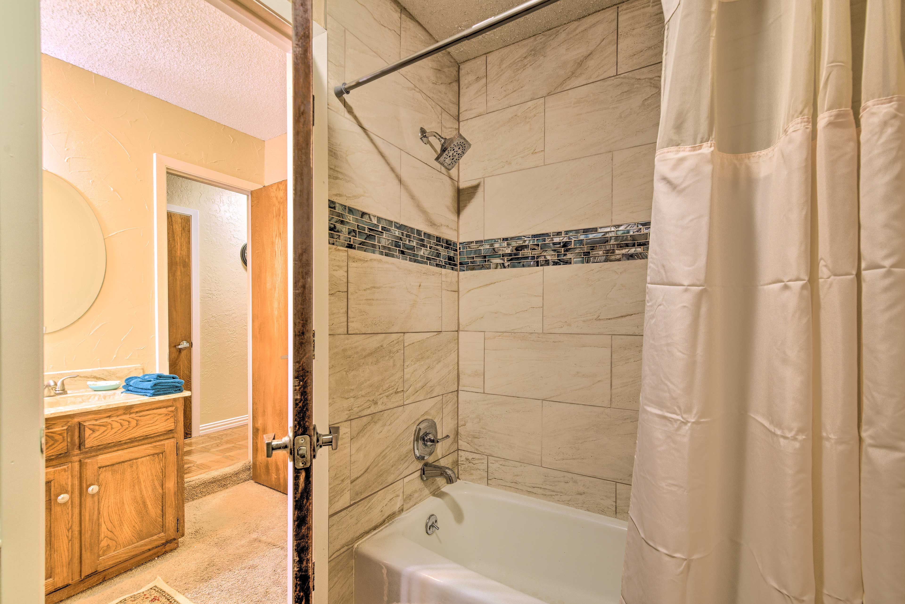 Full Bathroom