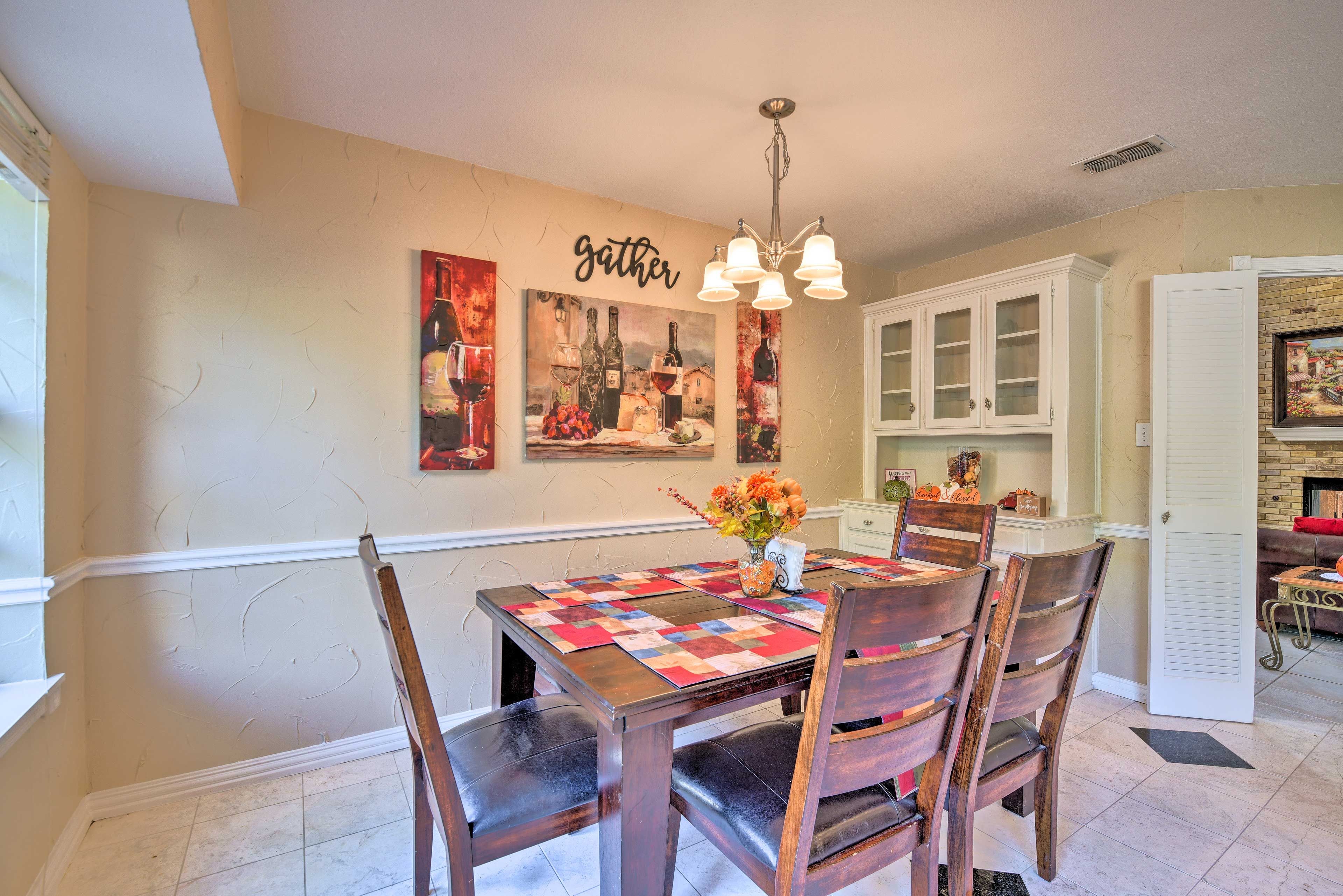 Dining Area | High Chair