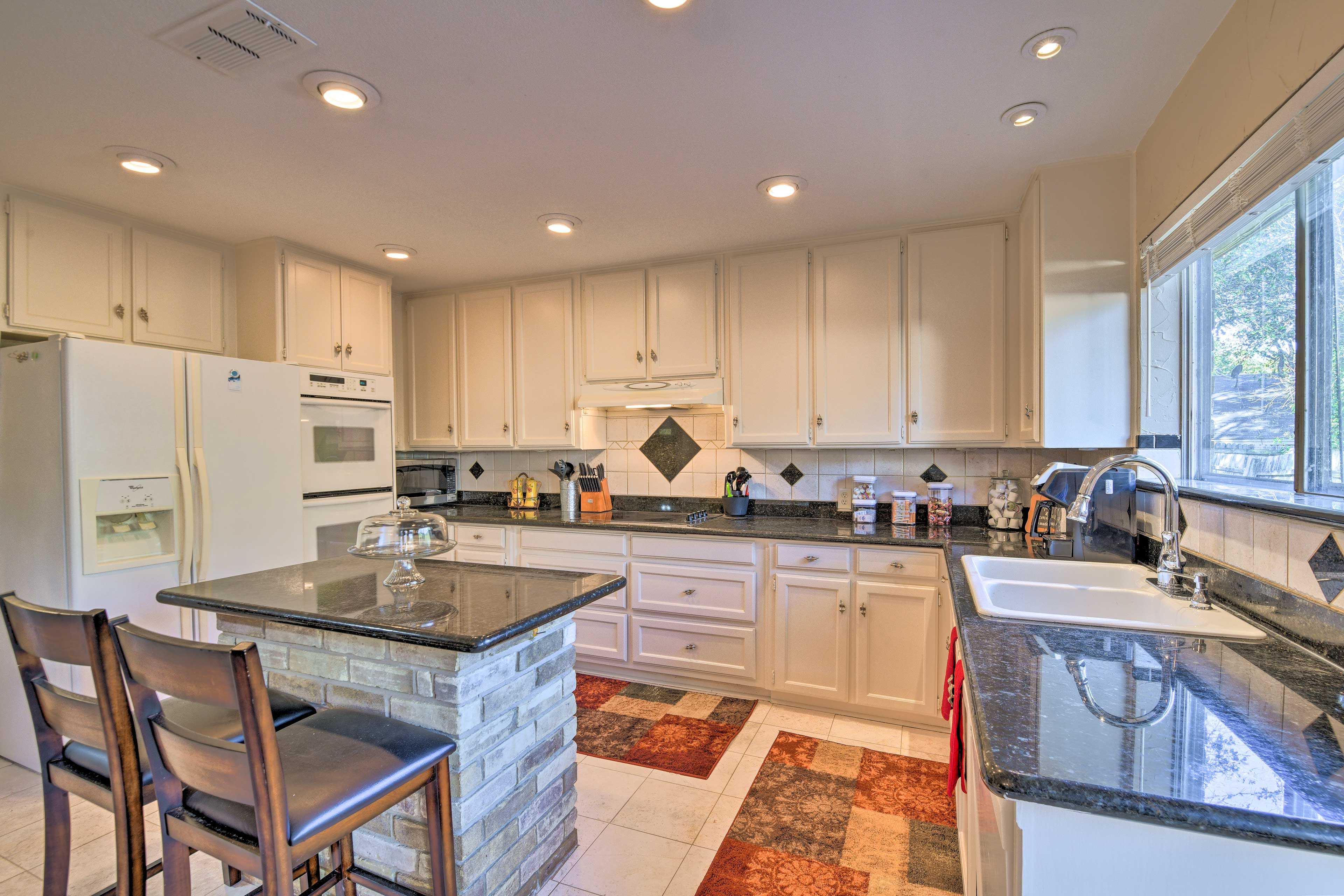 Fully Equipped Kitchen | Complimentary Spices