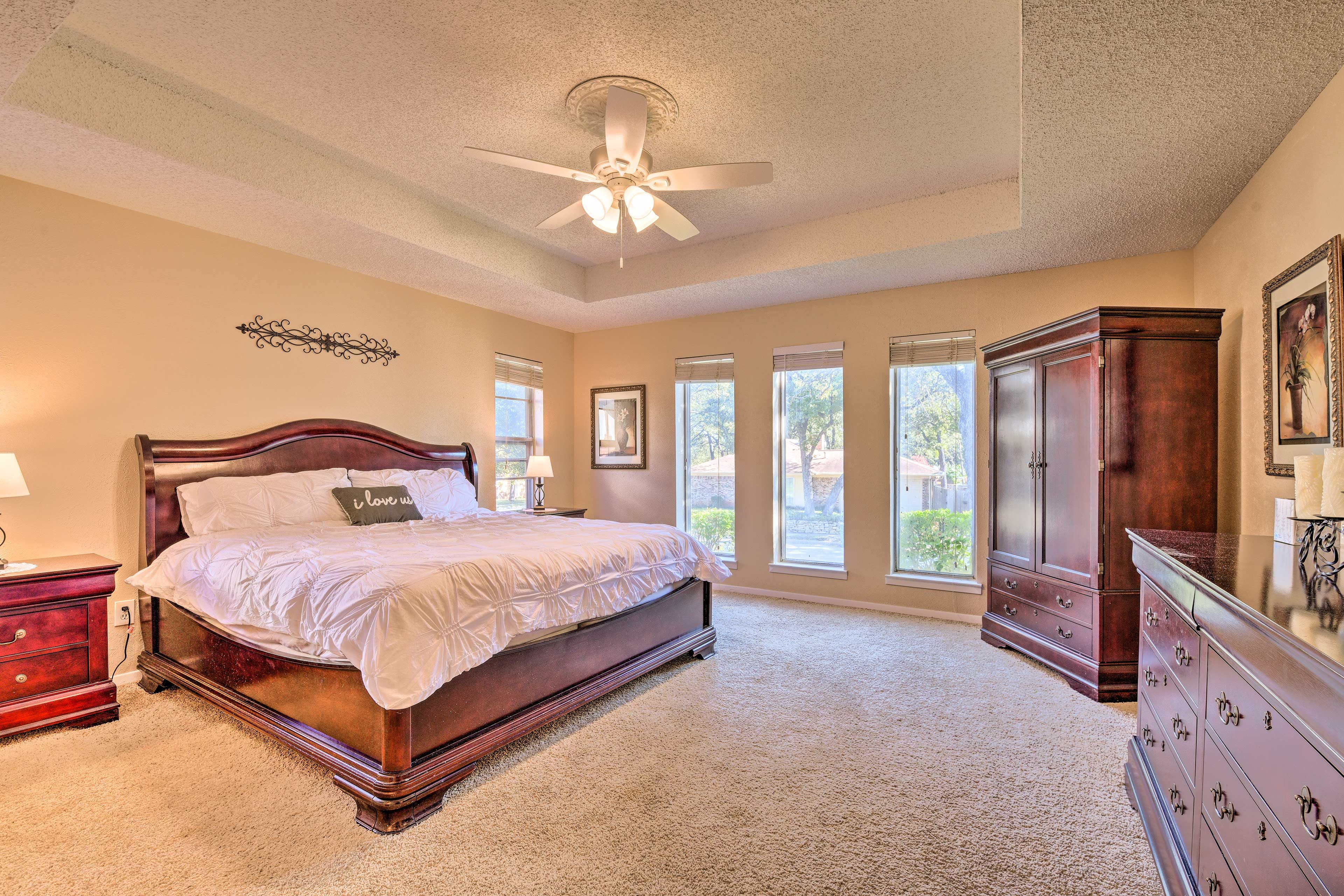 Bedroom 1 | 52-Inch Flat-Screen TV w/ Cable