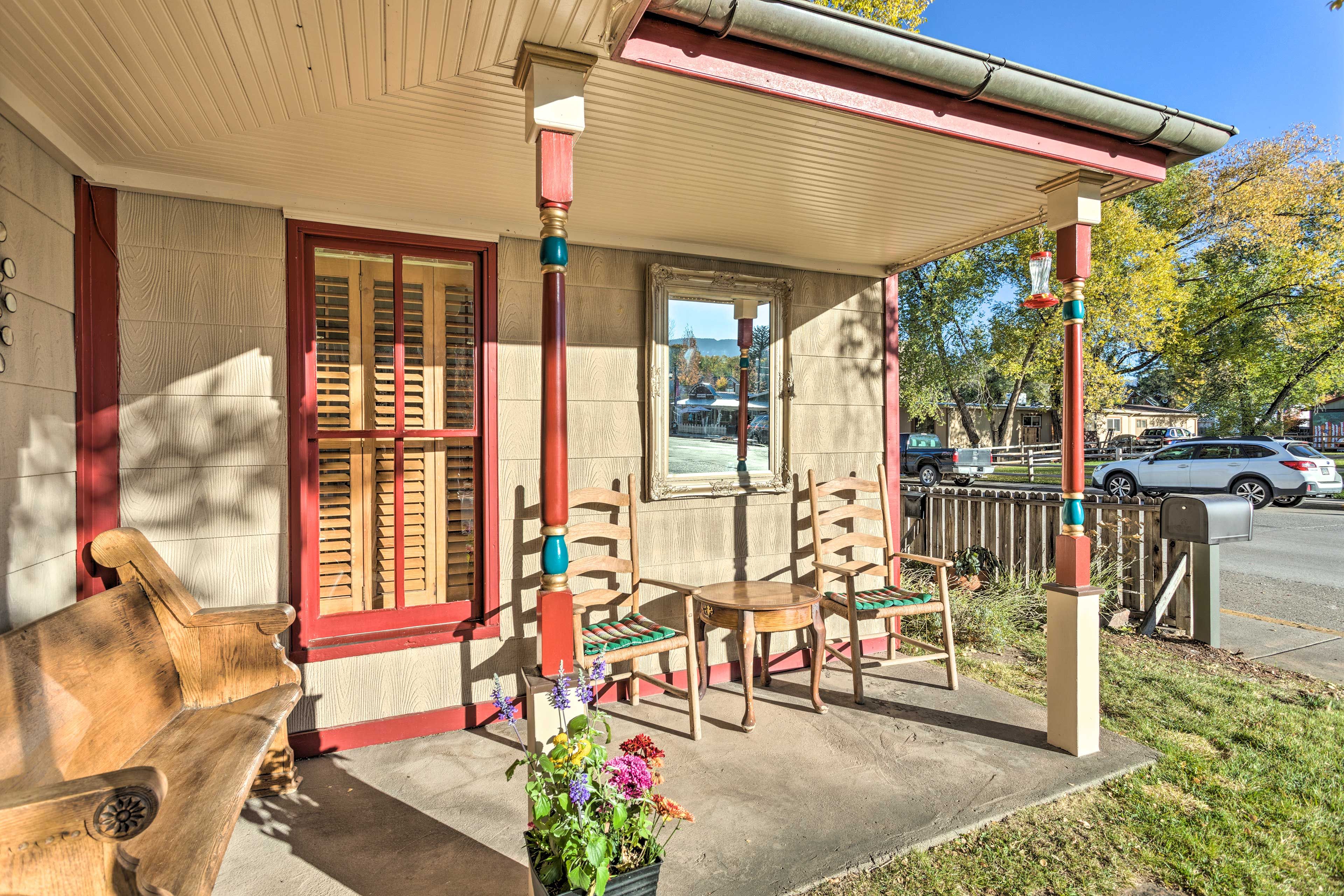 Front Porch | Outdoor Seating