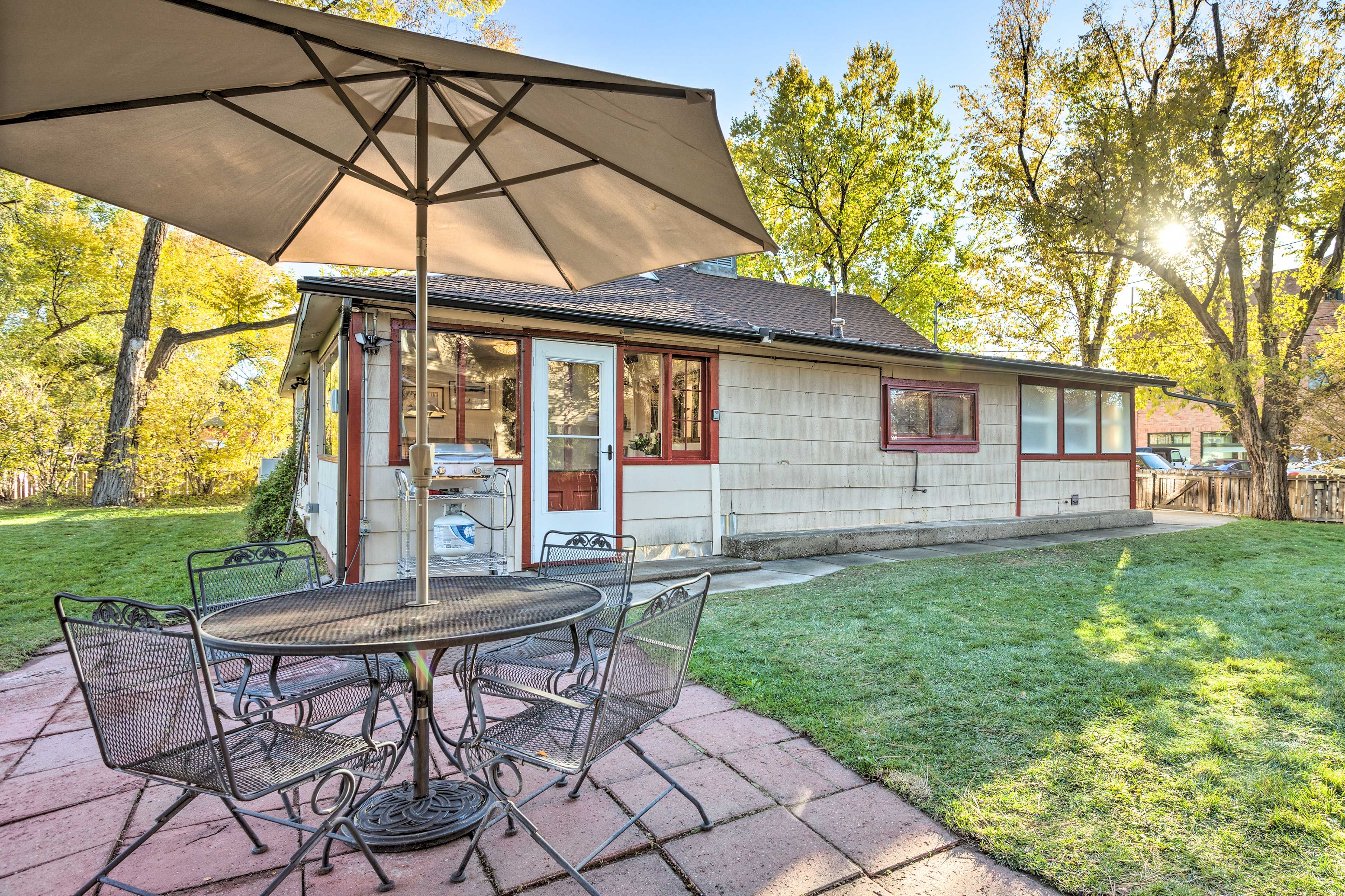 Private Yard | Outdoor Dining