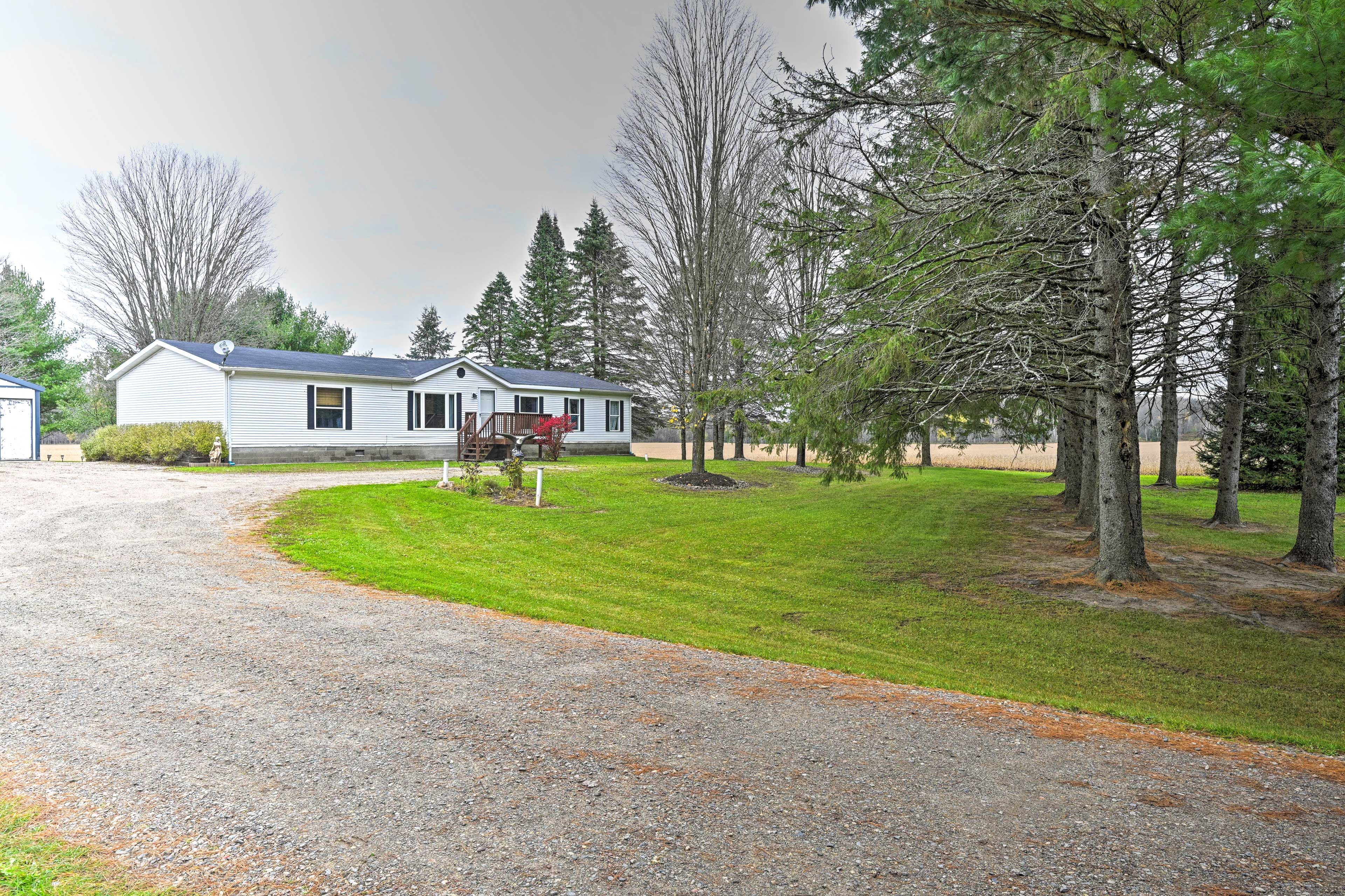 Parking | RV/Trailer Parking Allowed On-Site | Additional Vehicles Park on Grass