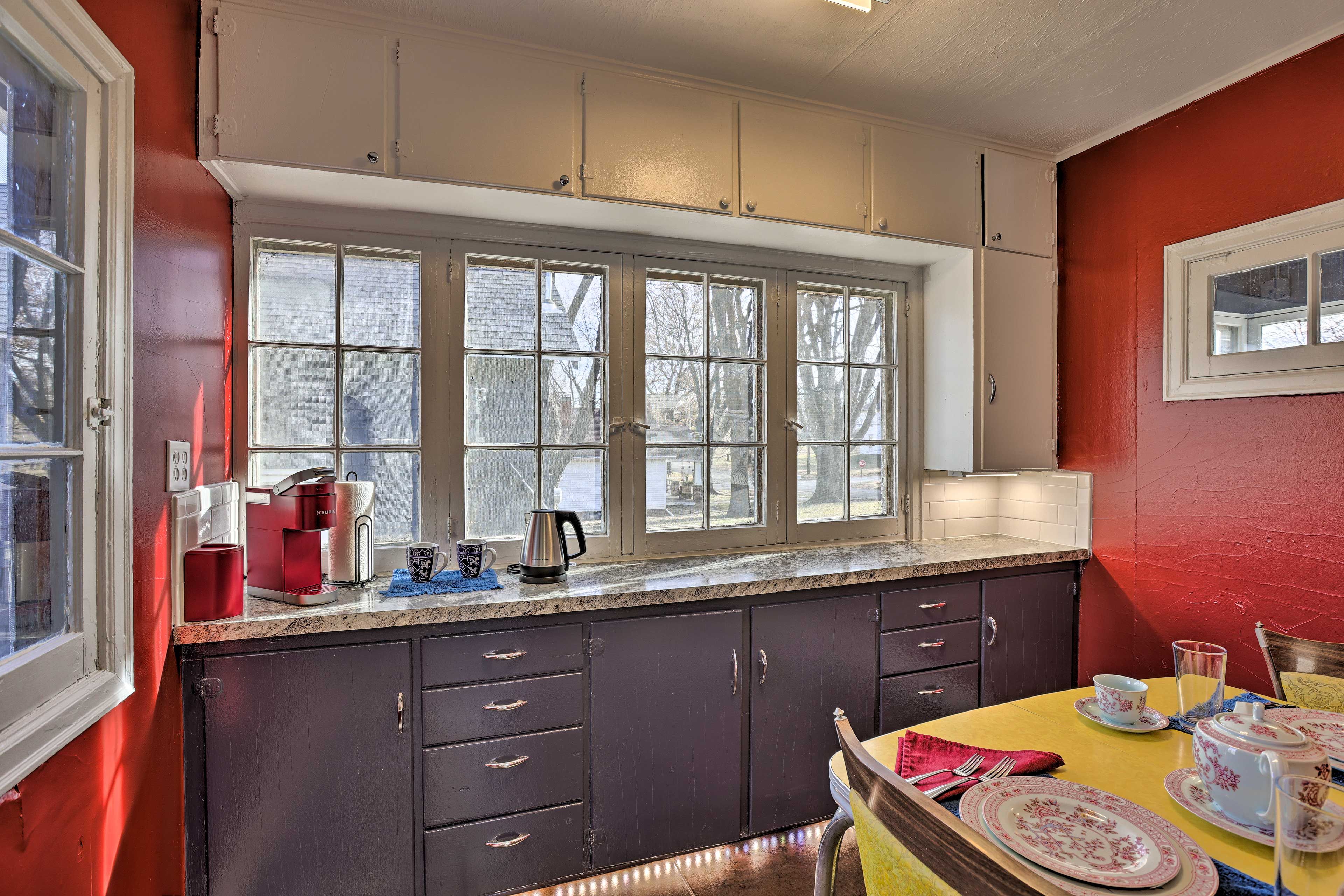 Dining Room | Keurig Coffee Maker | Electric Tea Kettle