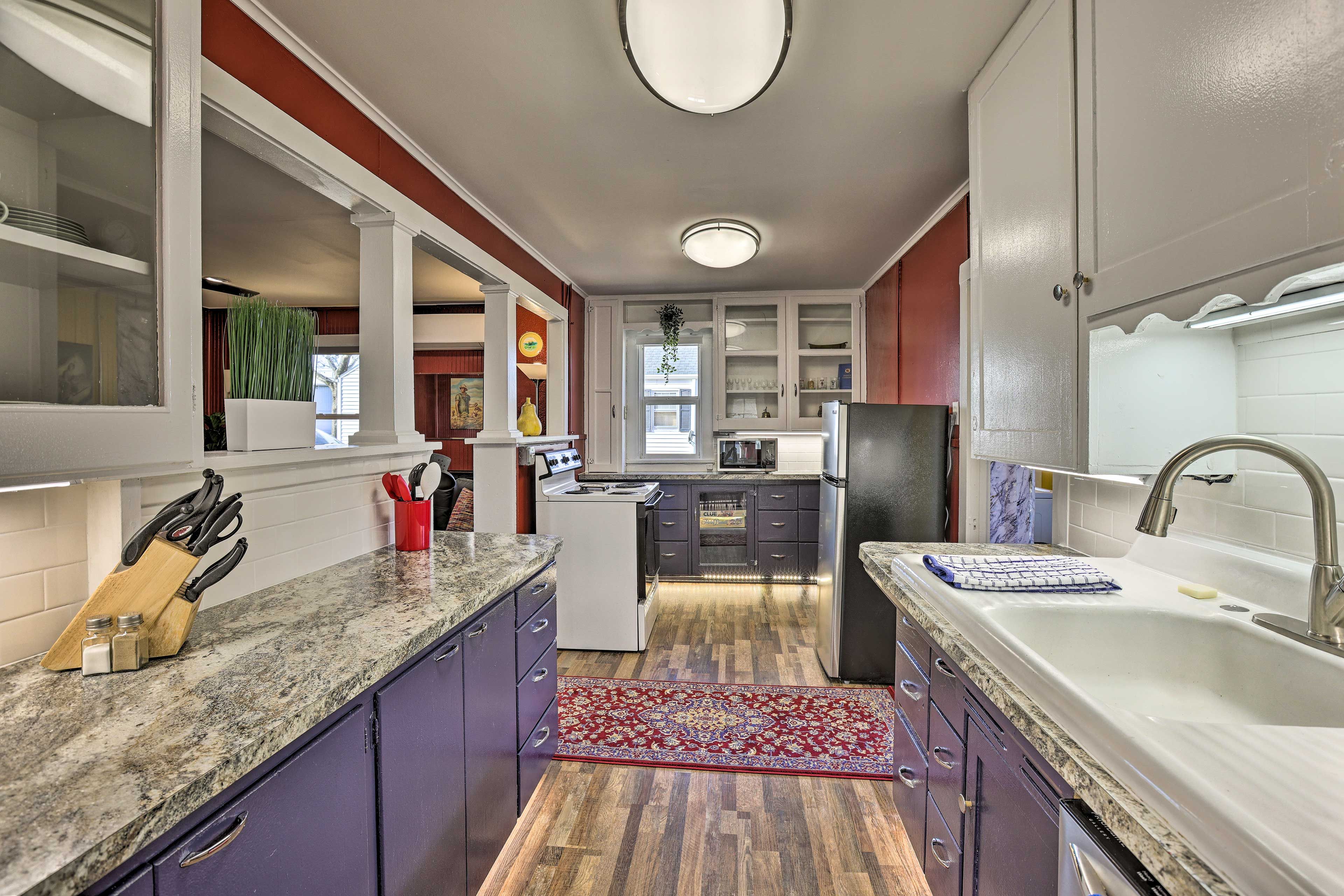 Kitchen | Fully Equipped | Cooking Basics | Dishware & Flatware