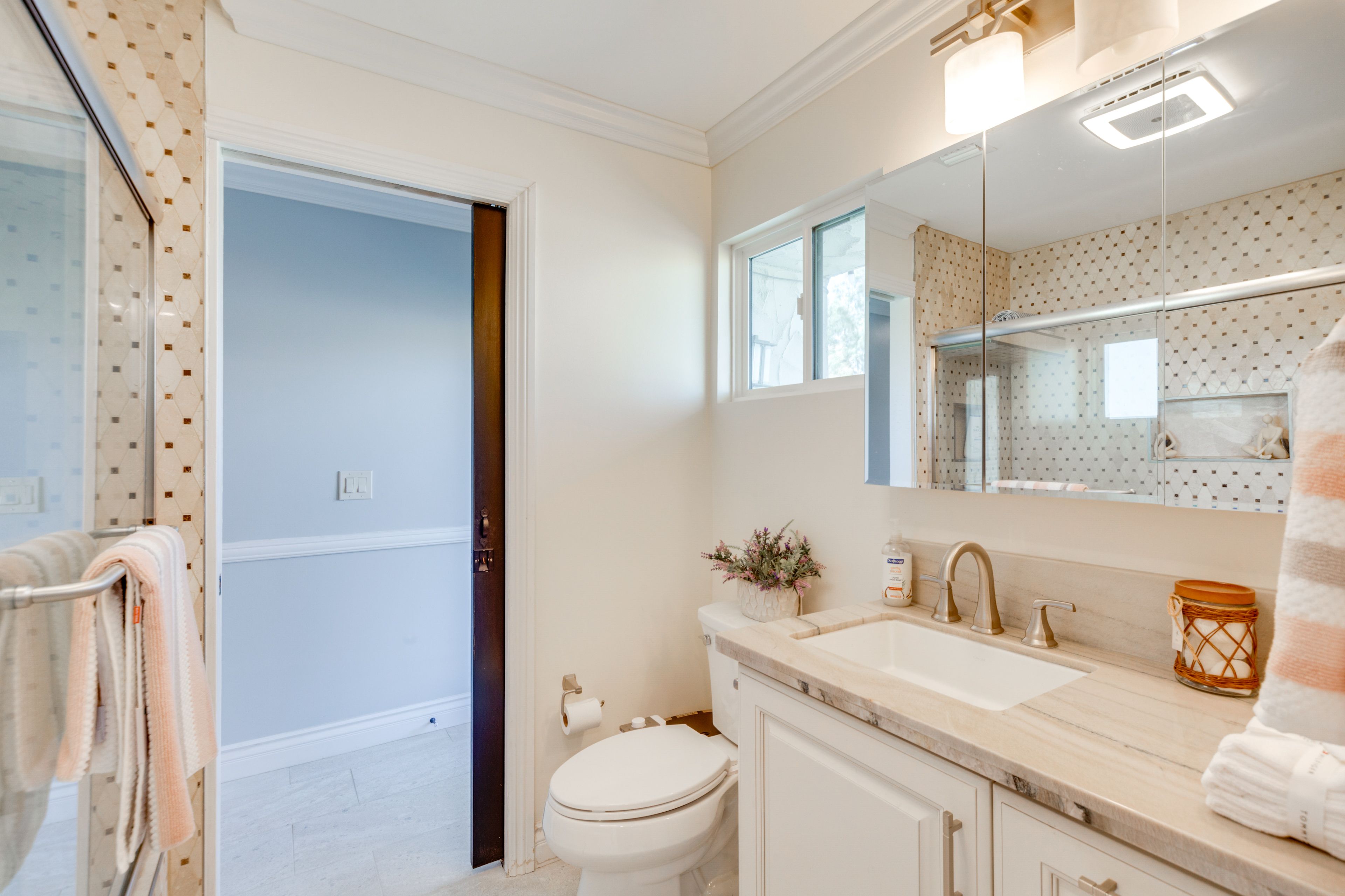 En-Suite Bathroom