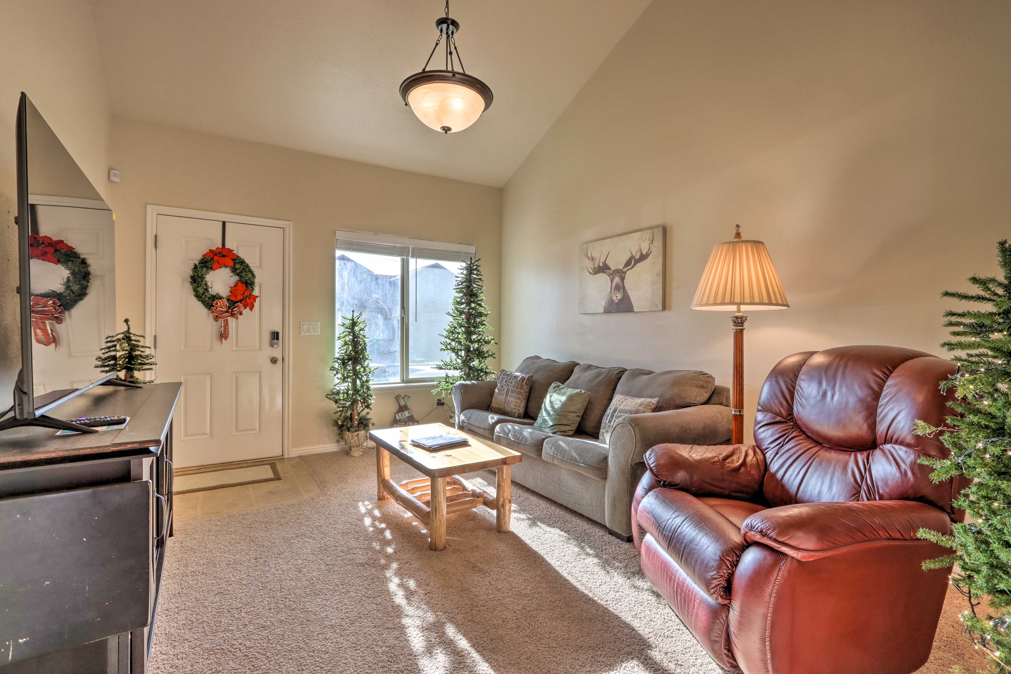 Donnelly Vacation Rental | 3BR | 2BA | 2 Stairs to Enter | 1,389 Sq Ft