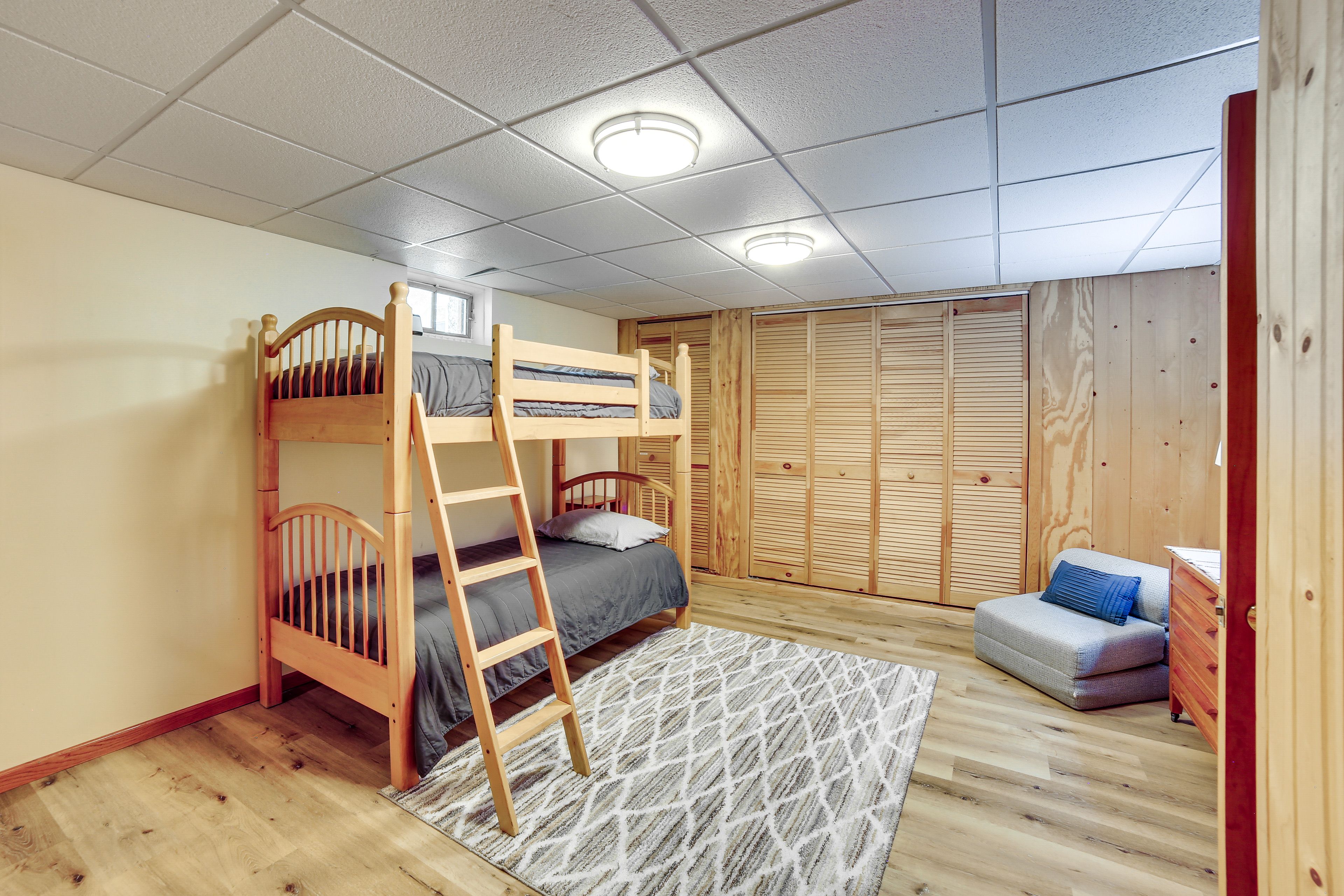 Bedroom 4 | Twin Bunk Bed