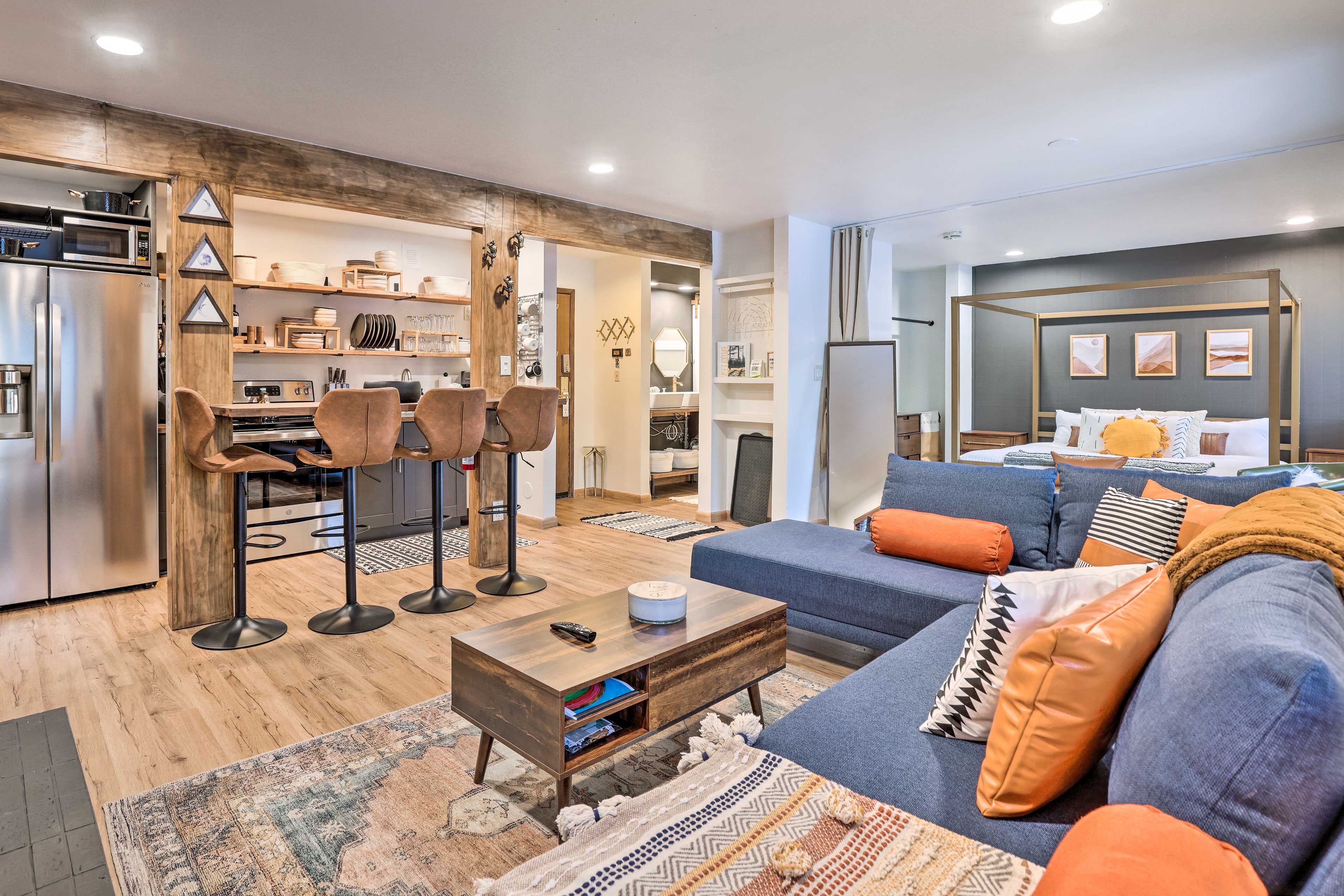 Living Area | Sleeper Sofa