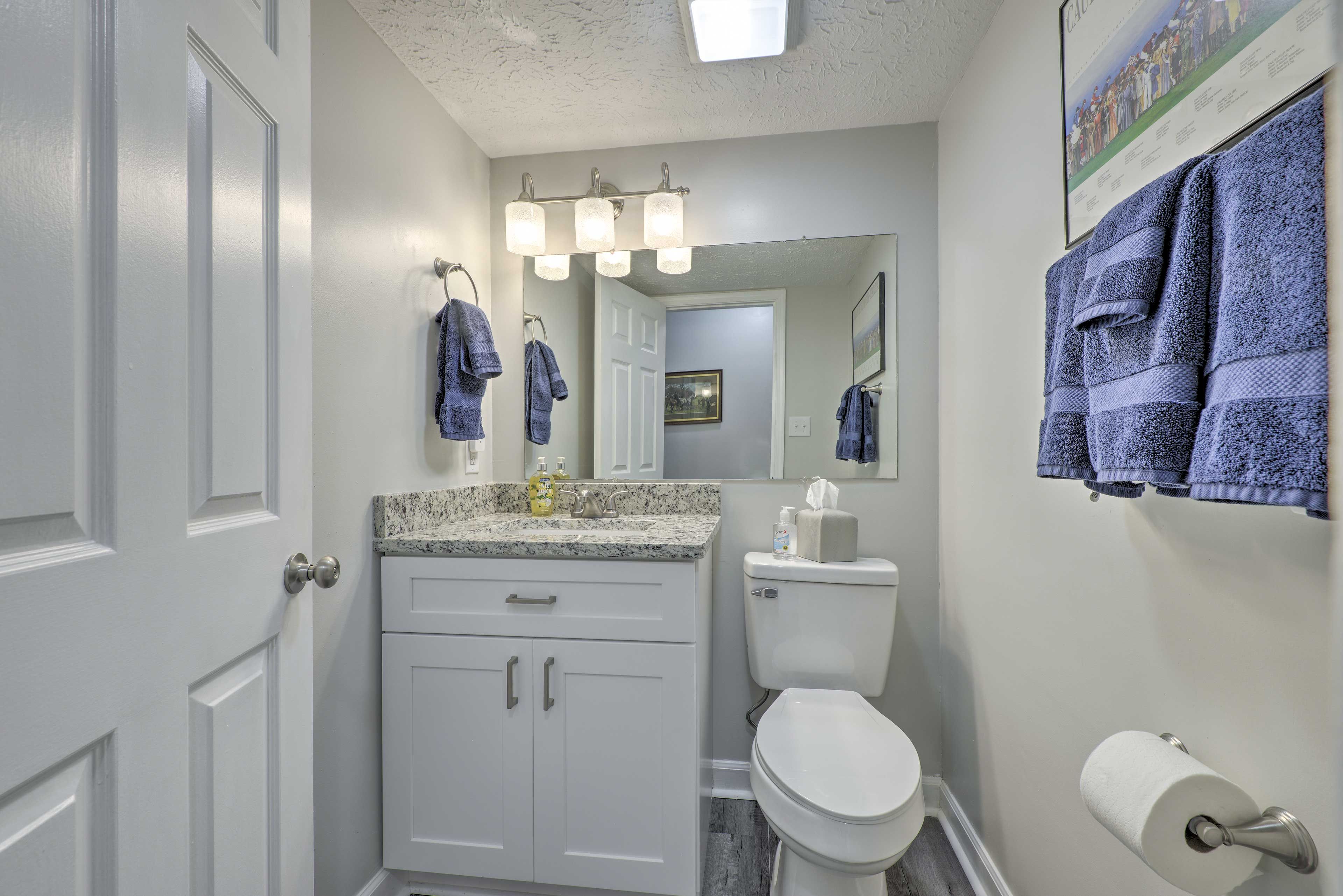 Half Bathroom | 1st Floor