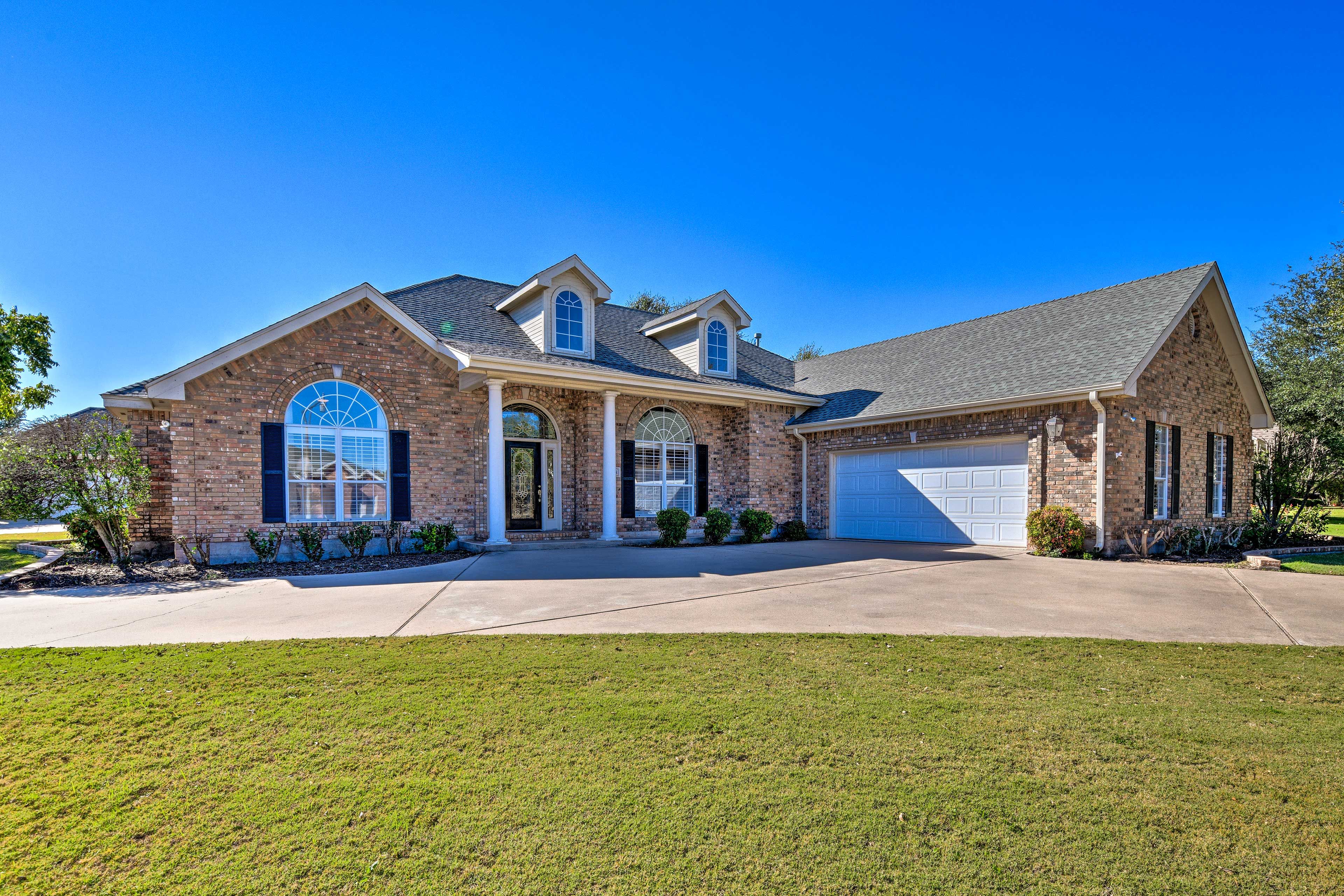 House Exterior | 1 Exterior Security Camera (Facing Driveway)