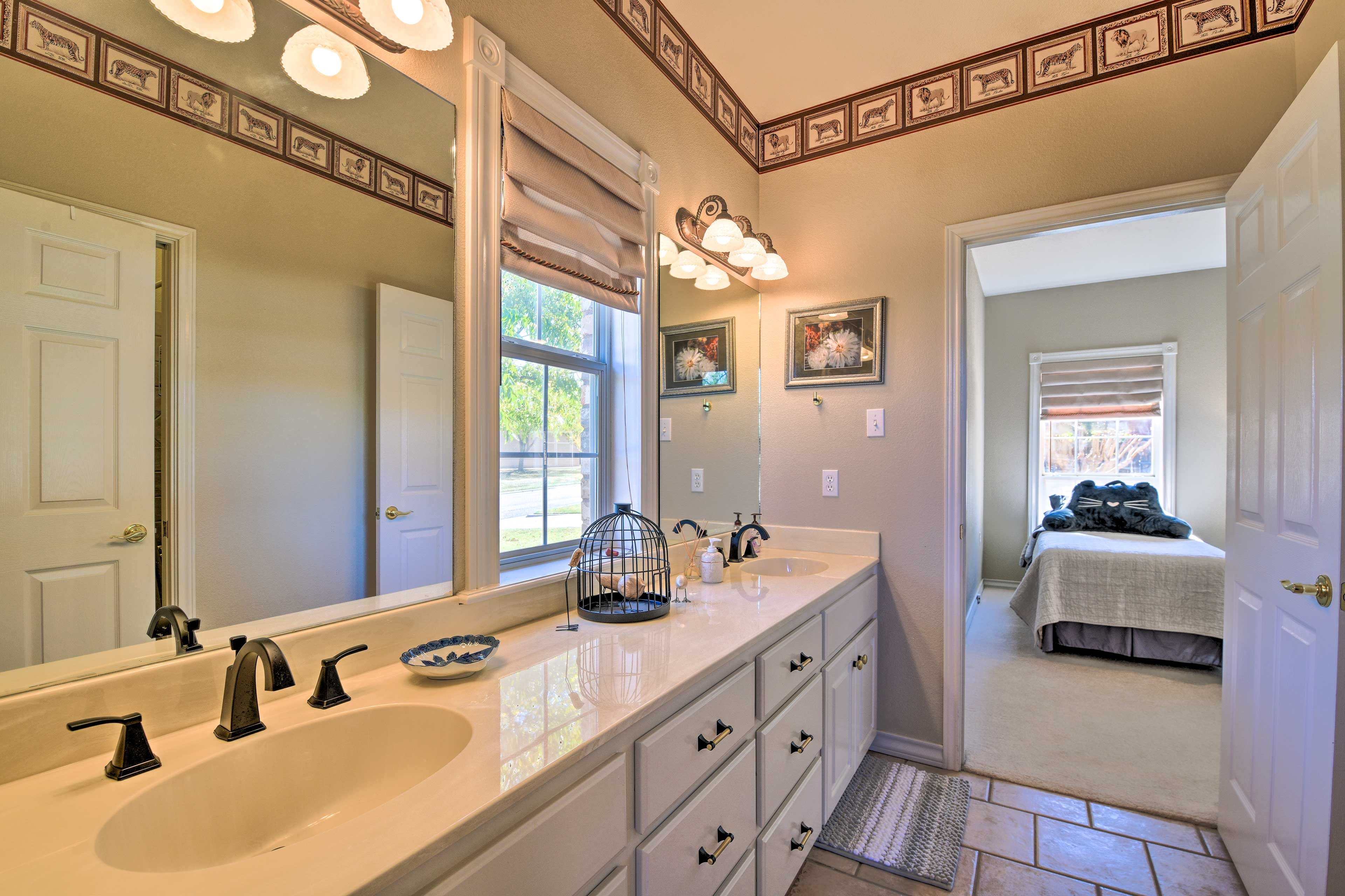 Full Bathroom