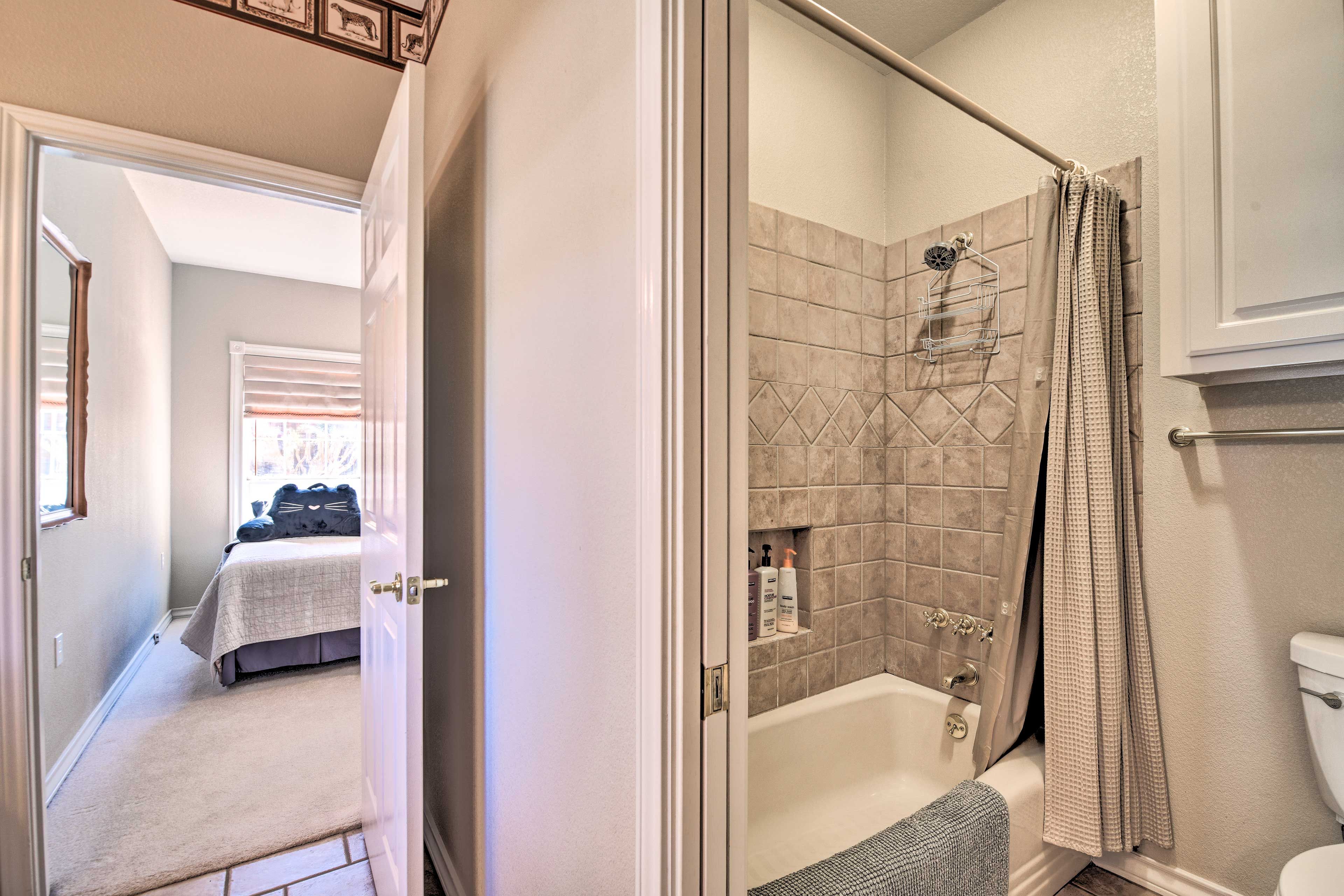 Full Bathroom