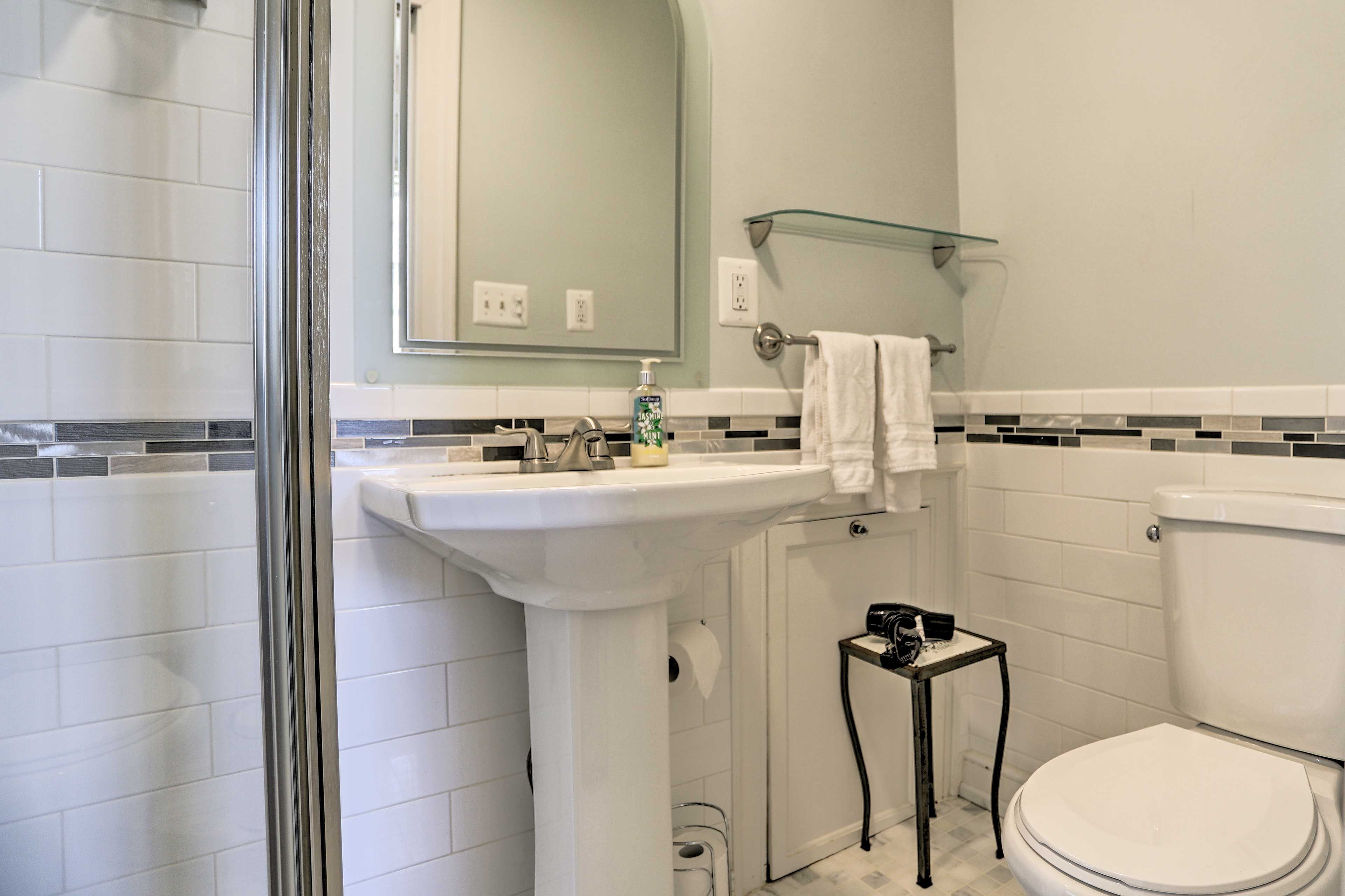 En-Suite Bathroom | 3rd Floor | Hair Dryer