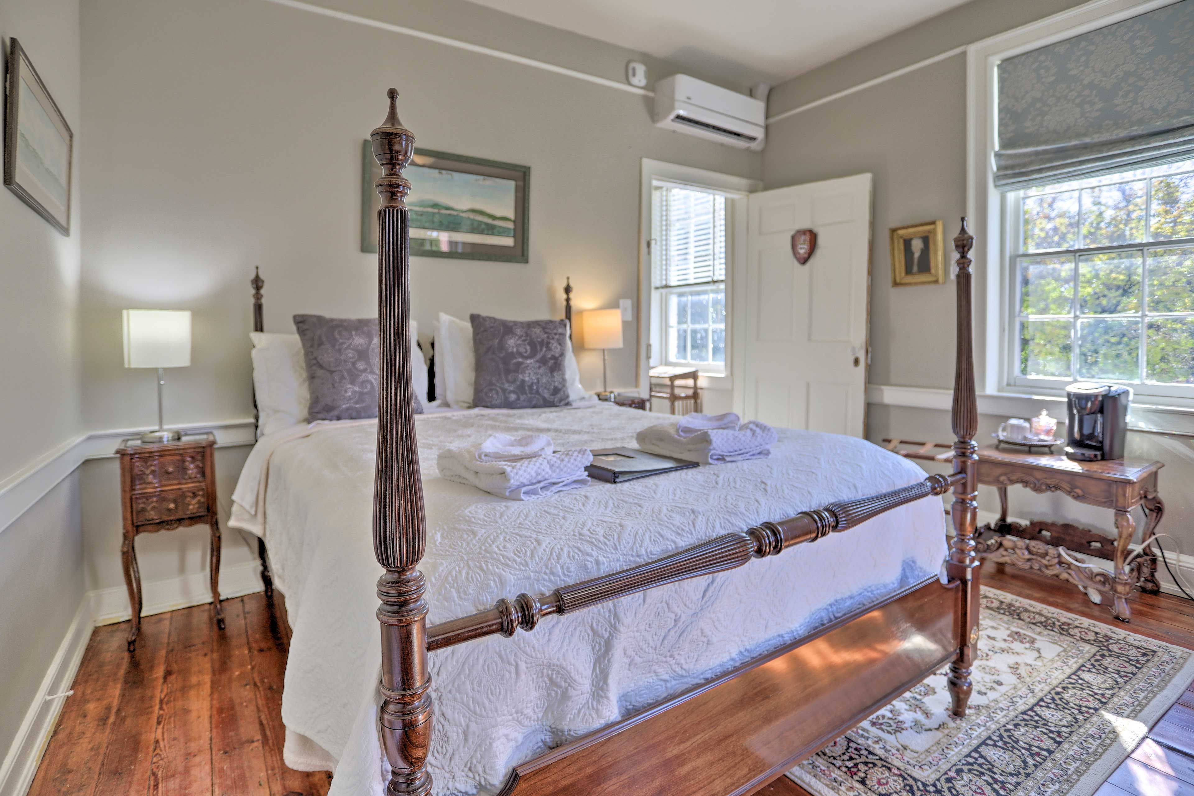 Bedroom 3 | Queen Bed | 3rd Floor